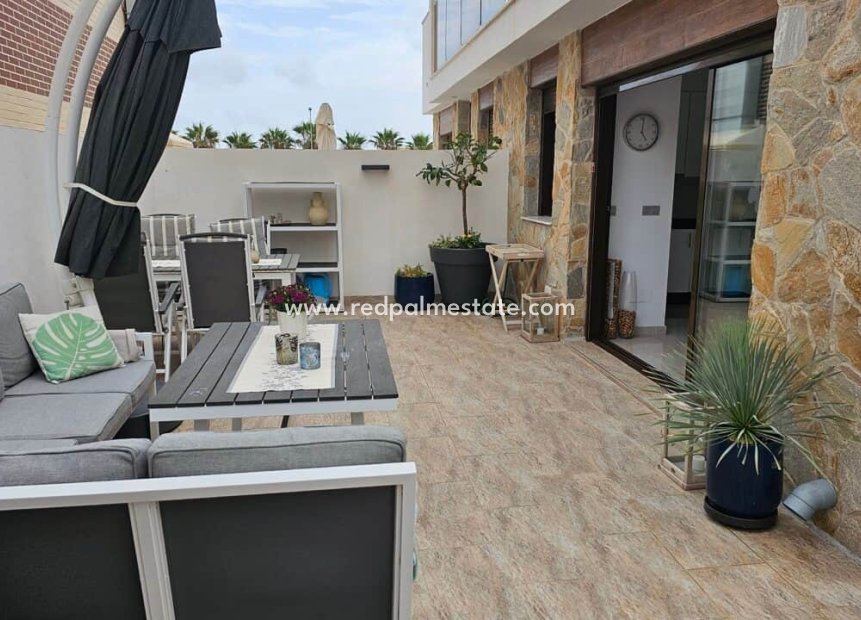 Herverkoop - duplex -
Orihuela Costa - Costa Blanca