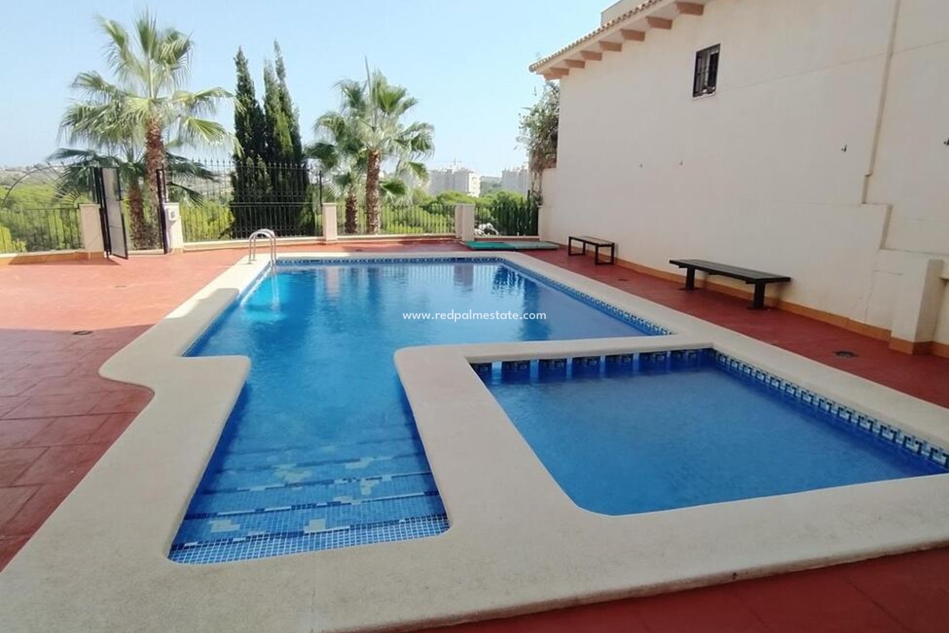 Herverkoop - duplex -
Orihuela Costa - Costa Blanca