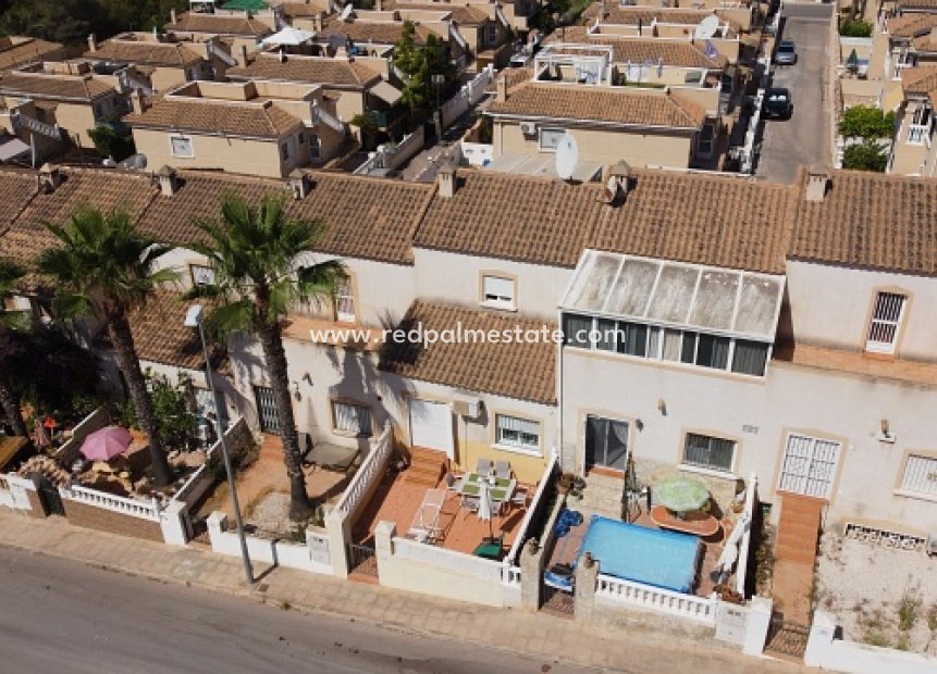 Herverkoop - duplex -
Orihuela Costa - Costa Blanca