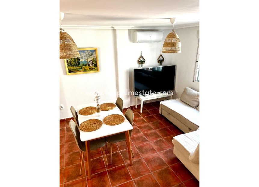 Herverkoop - duplex -
Orihuela Costa - Playa Flamenca