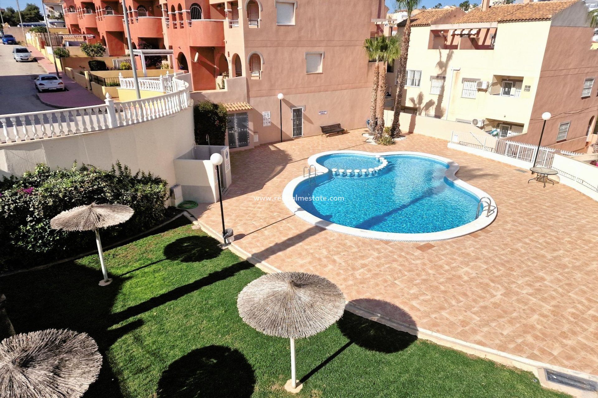 Herverkoop - duplex -
Orihuela Costa