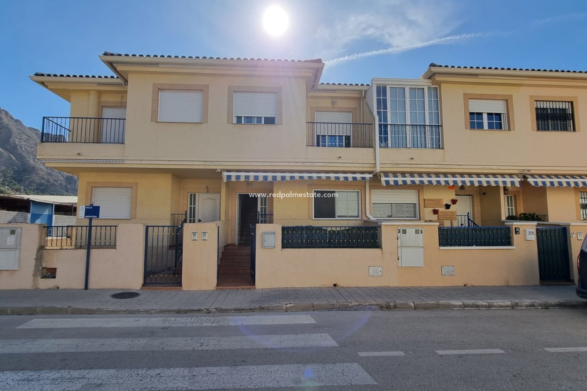 Herverkoop - duplex -
Orihuela - Inland