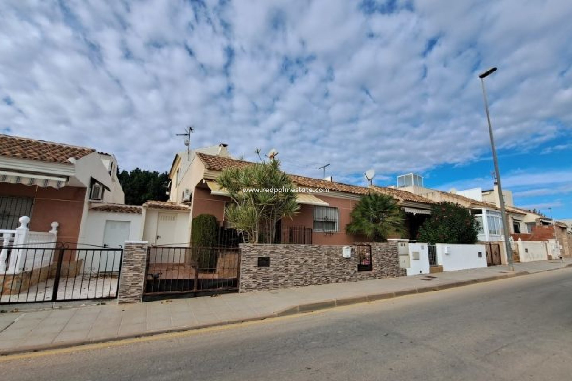 Herverkoop - duplex -
Pilar de la Horadada - Costa Blanca