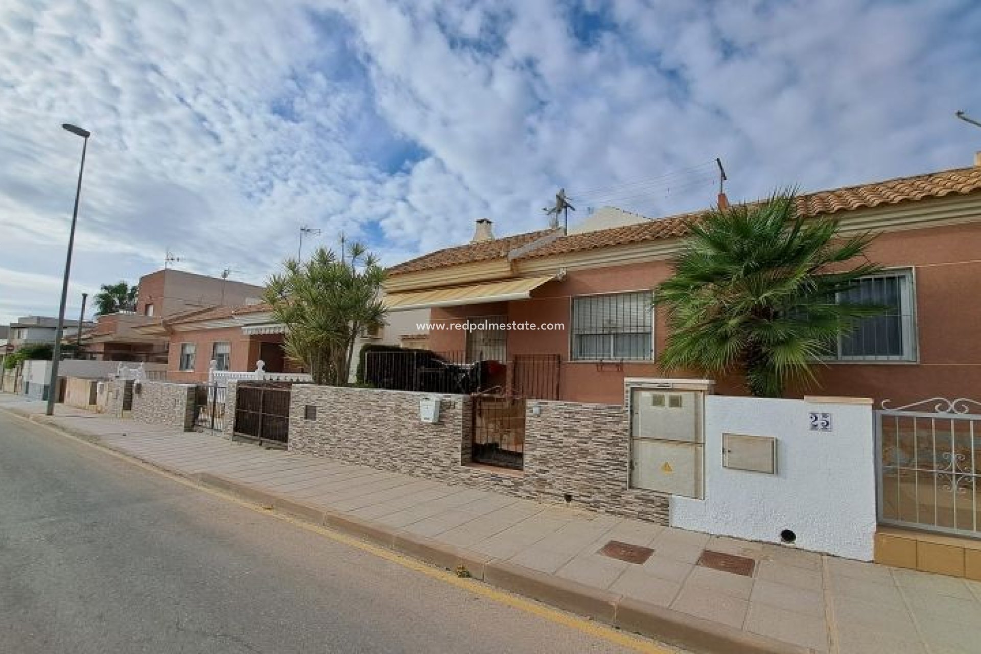 Herverkoop - duplex -
Pilar de la Horadada - Costa Blanca