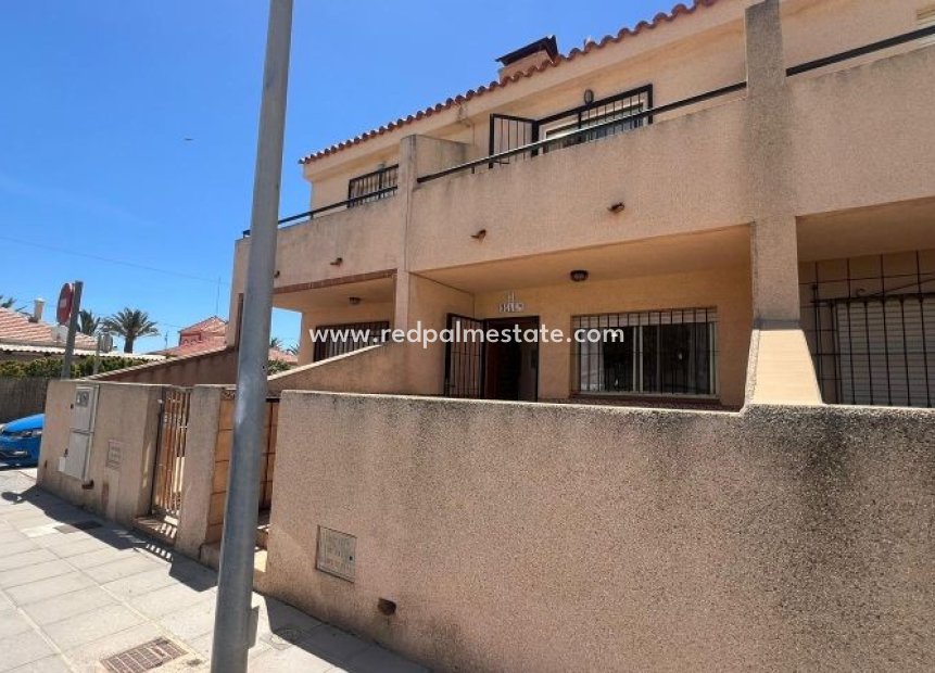 Herverkoop - duplex -
Torre de la Horadada - Costa Blanca