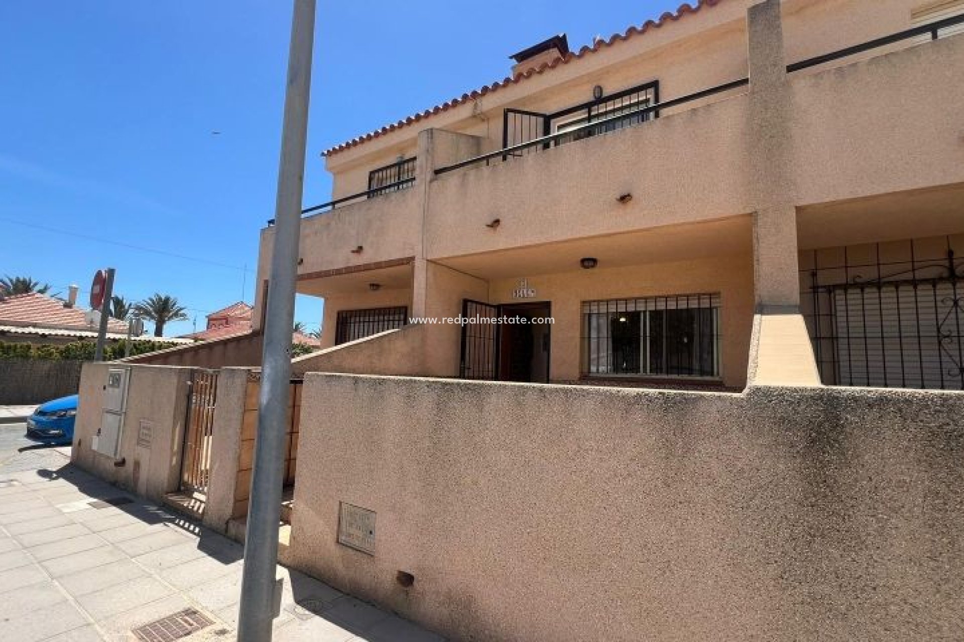 Herverkoop - duplex -
Torre de la Horadada - Costa Blanca