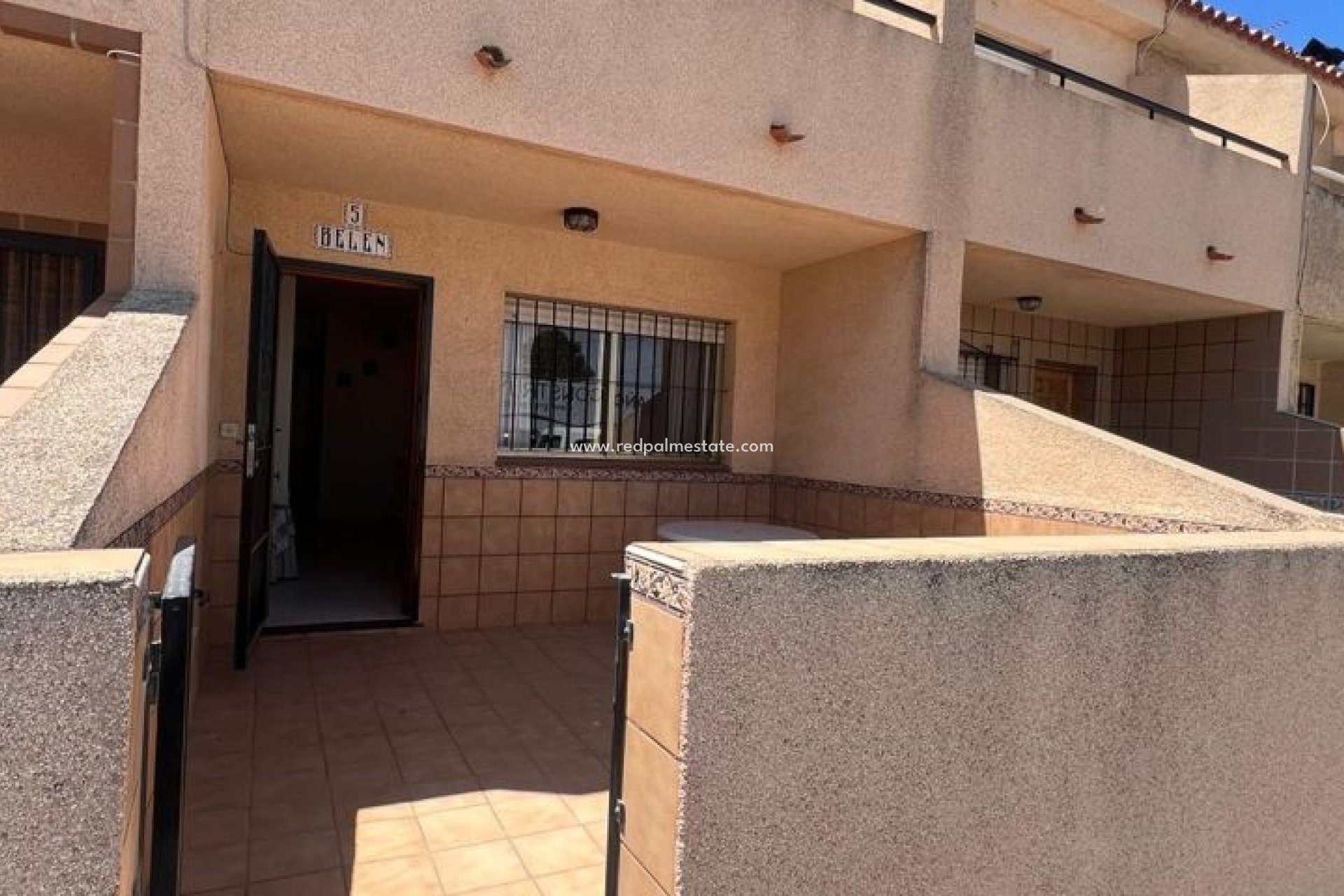 Herverkoop - duplex -
Torre de la Horadada - Costa Blanca