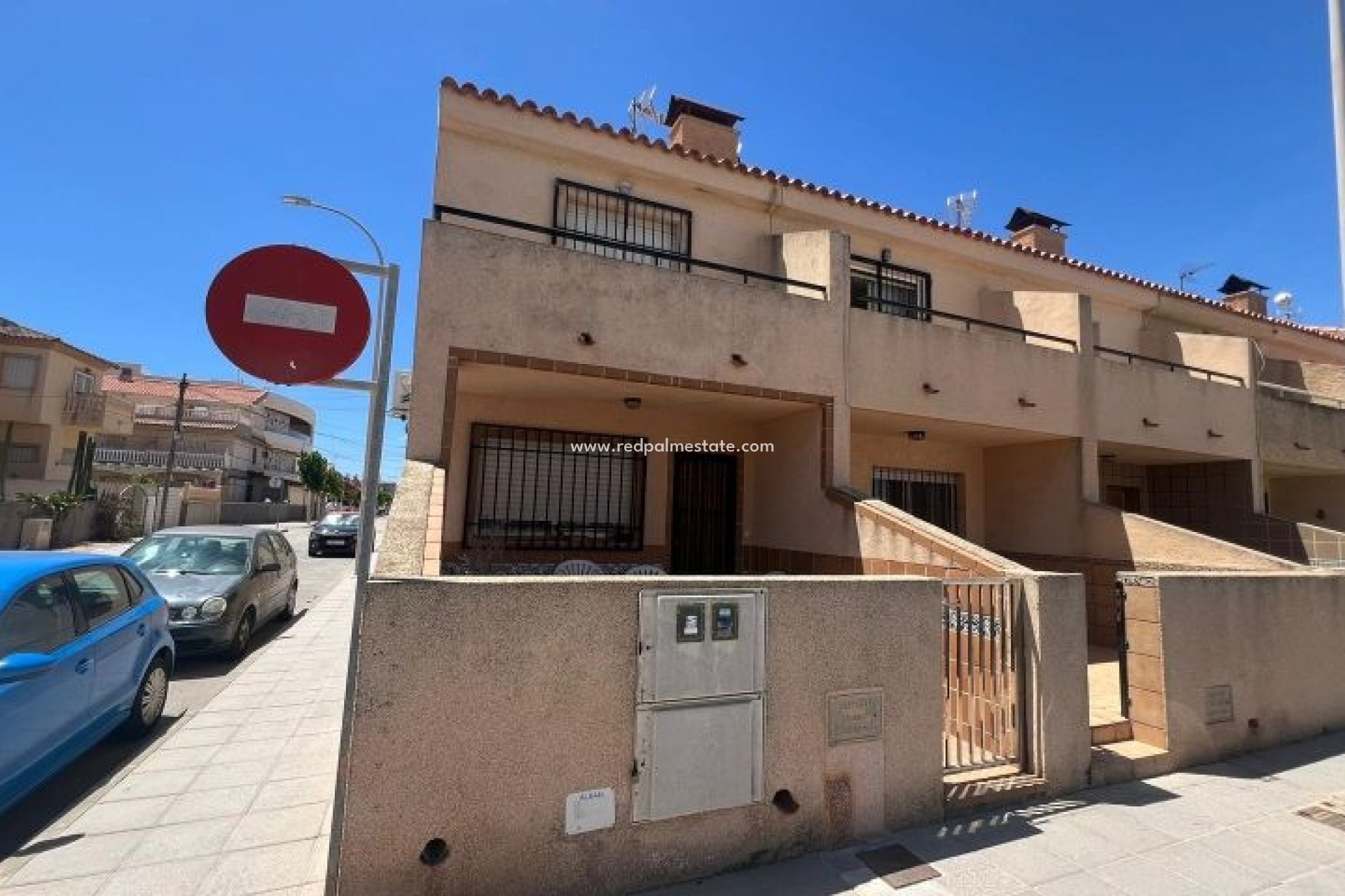 Herverkoop - duplex -
Torre de la Horadada - Costa Blanca