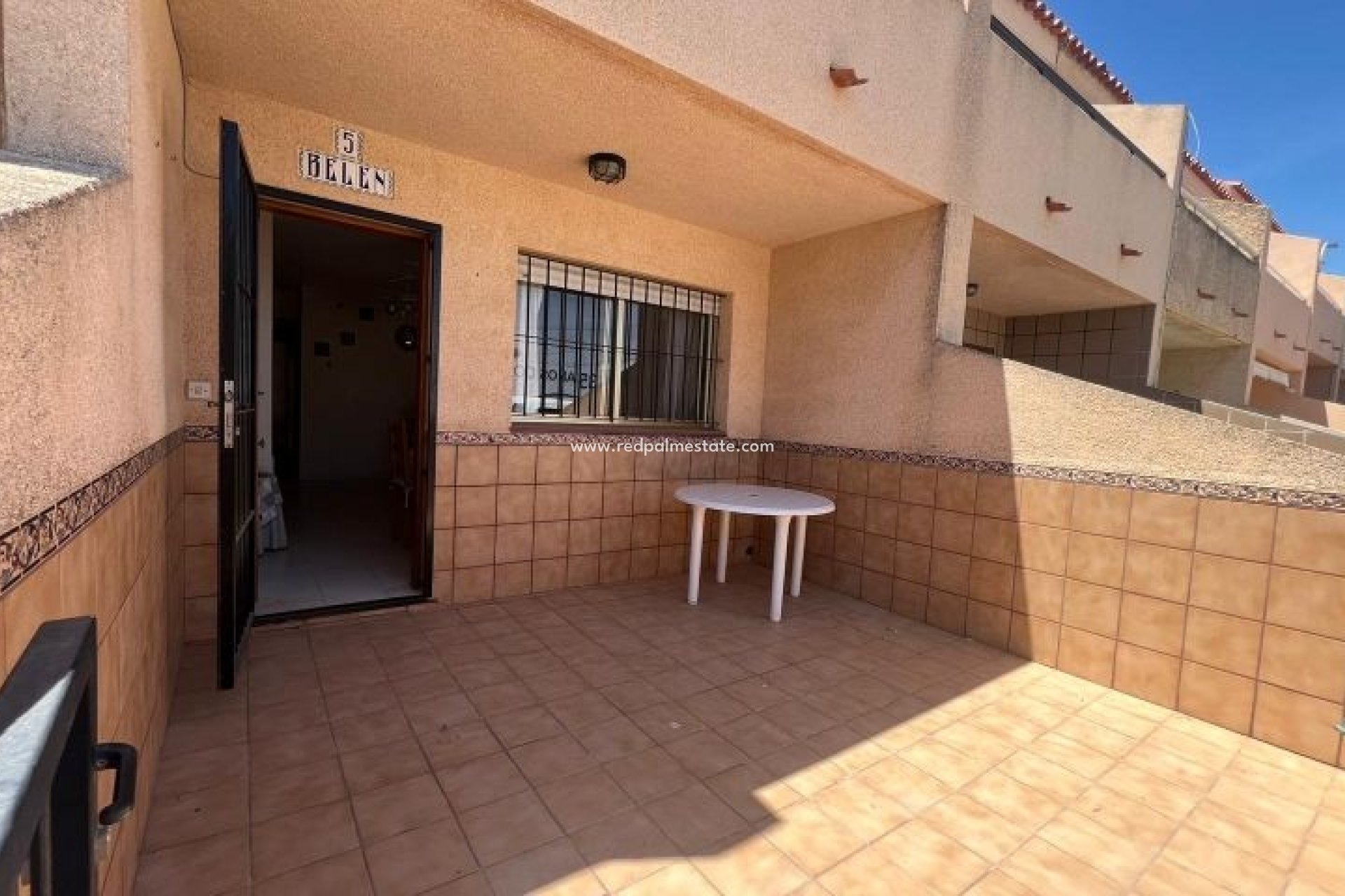 Herverkoop - duplex -
Torre de la Horadada - Costa Blanca