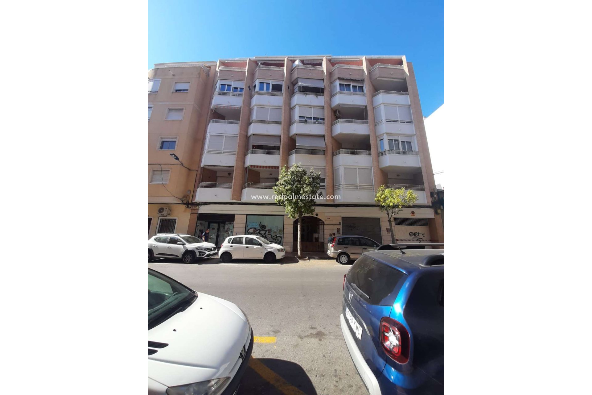 Herverkoop - duplex -
Torrevieja - Costa Blanca