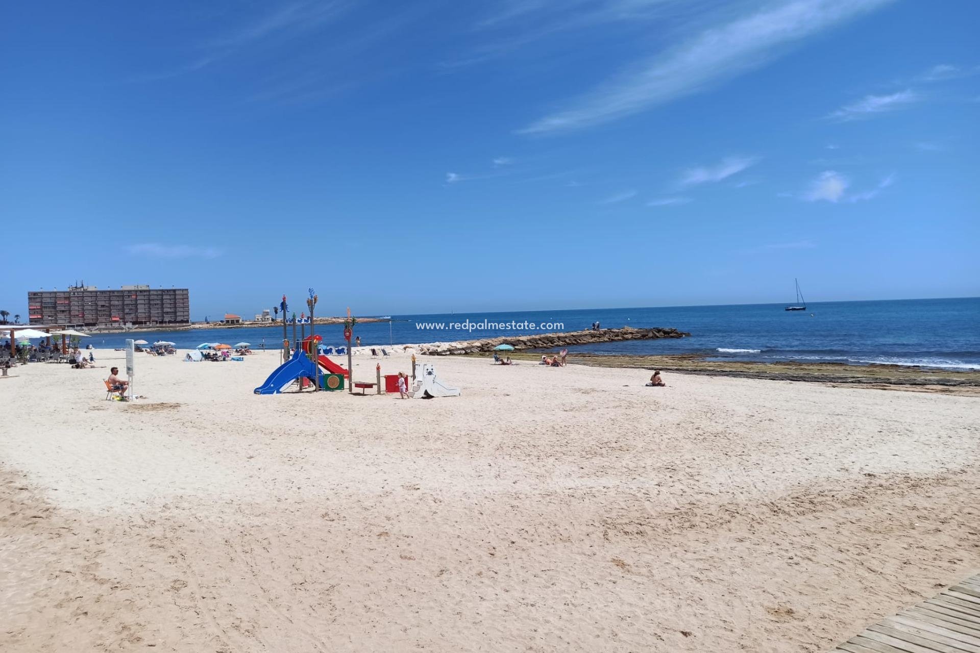 Herverkoop - duplex -
Torrevieja - Estacion de autobuses