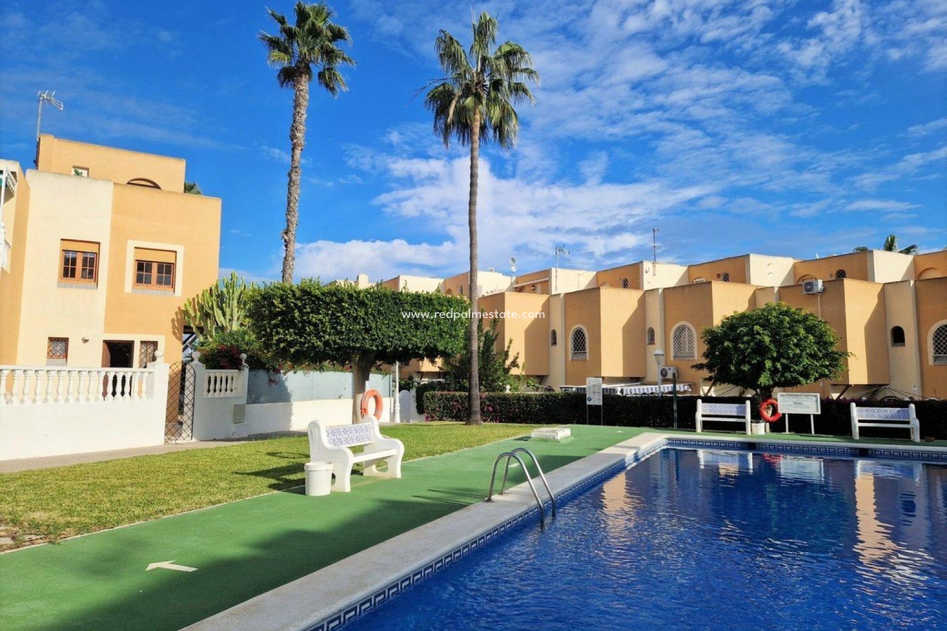 Herverkoop - duplex -
Torrevieja - La Mata