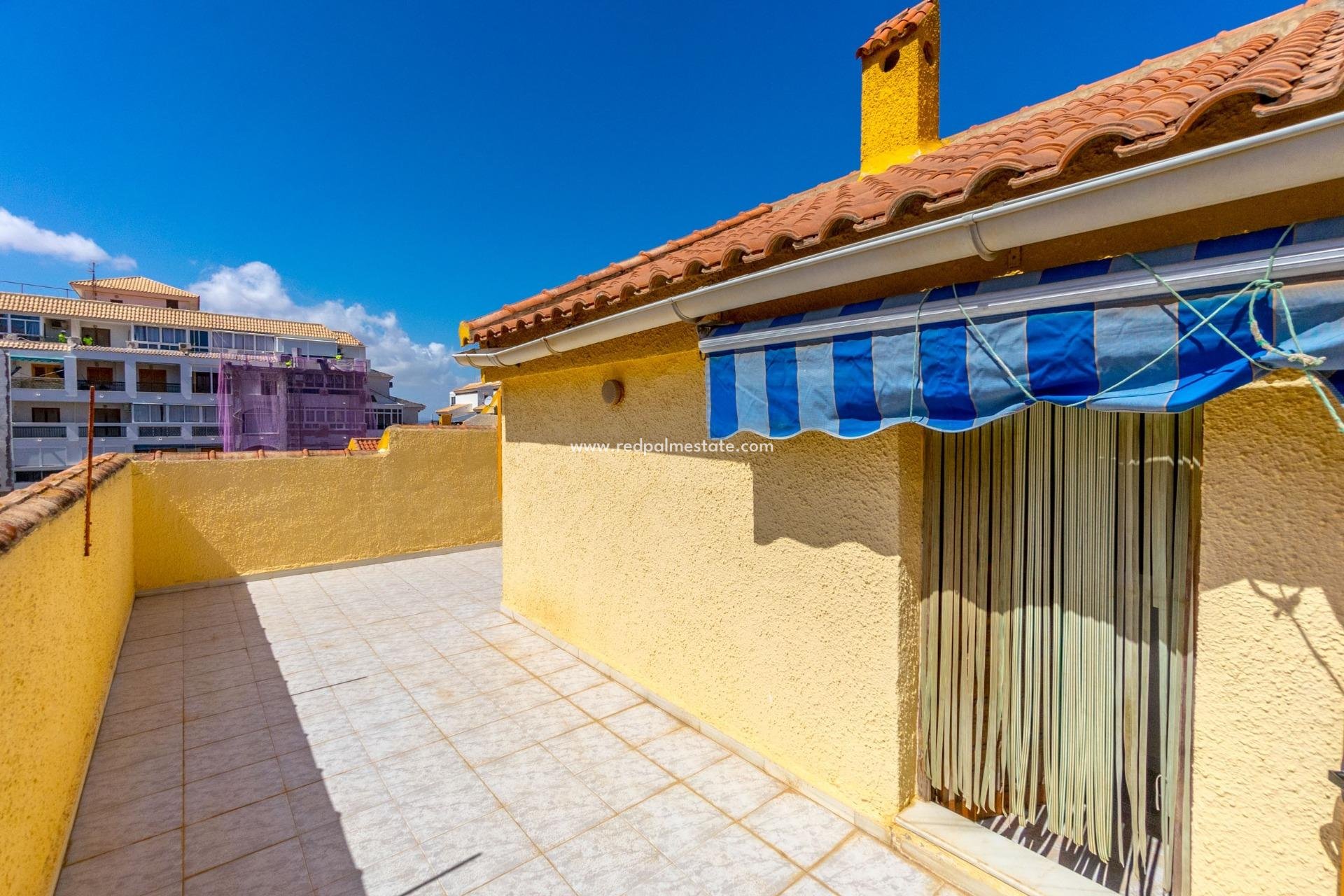 Herverkoop - duplex -
Torrevieja - La Mata