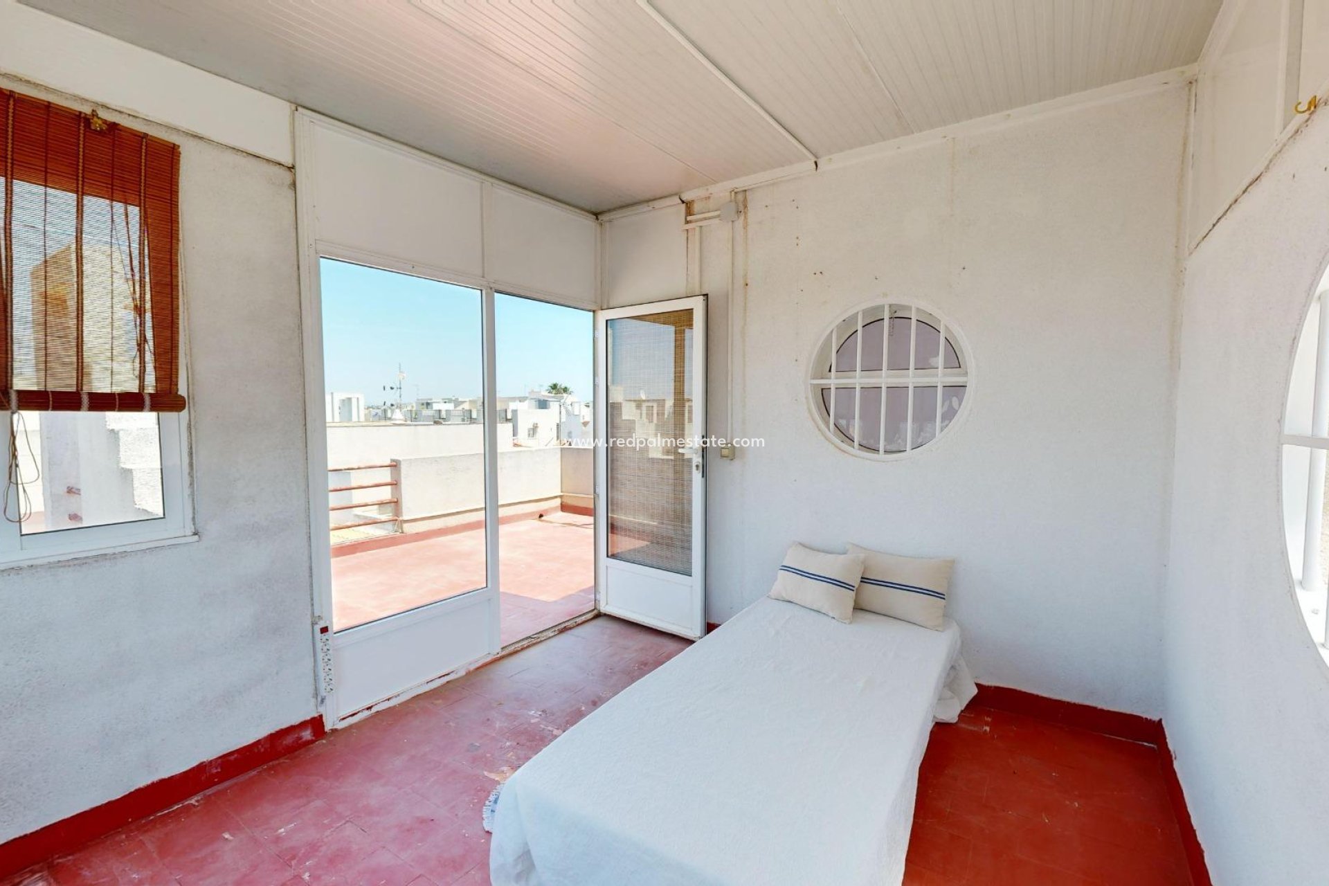 Herverkoop - duplex -
Torrevieja - La Siesta - El Salado -  Torreta