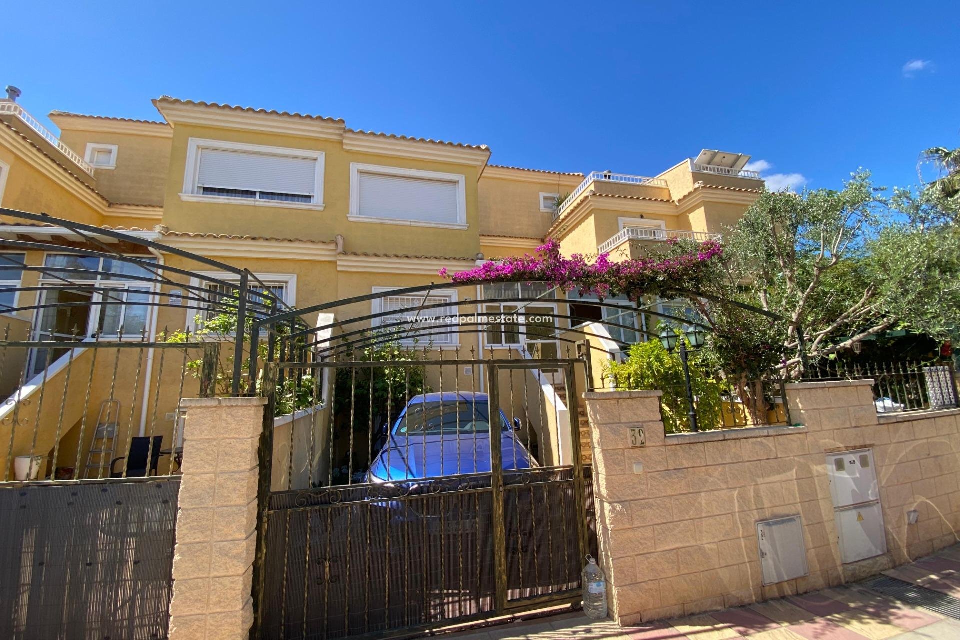 Herverkoop - duplex -
Torrevieja - Los Altos