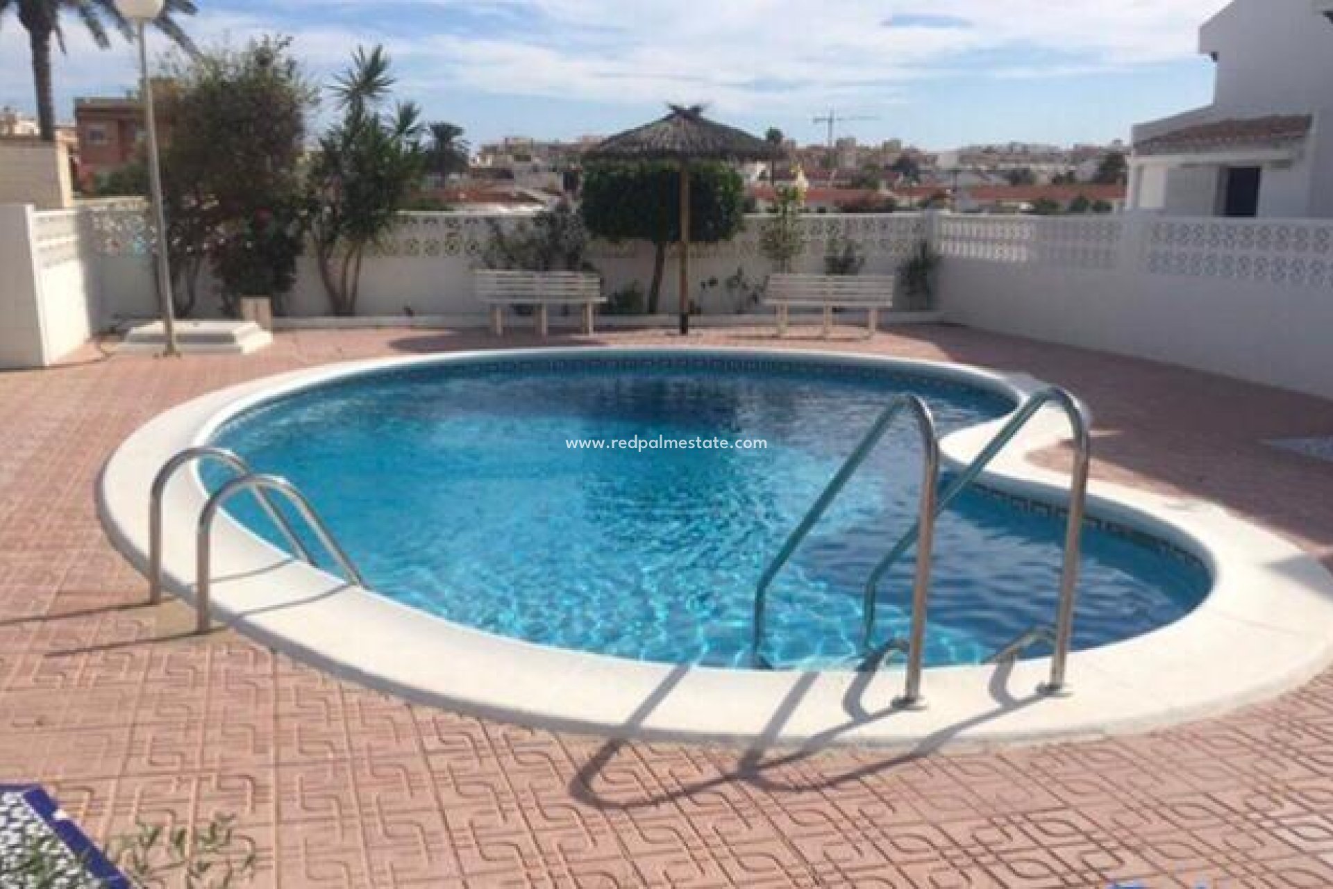 Herverkoop - duplex -
Torrevieja - Los Frutales