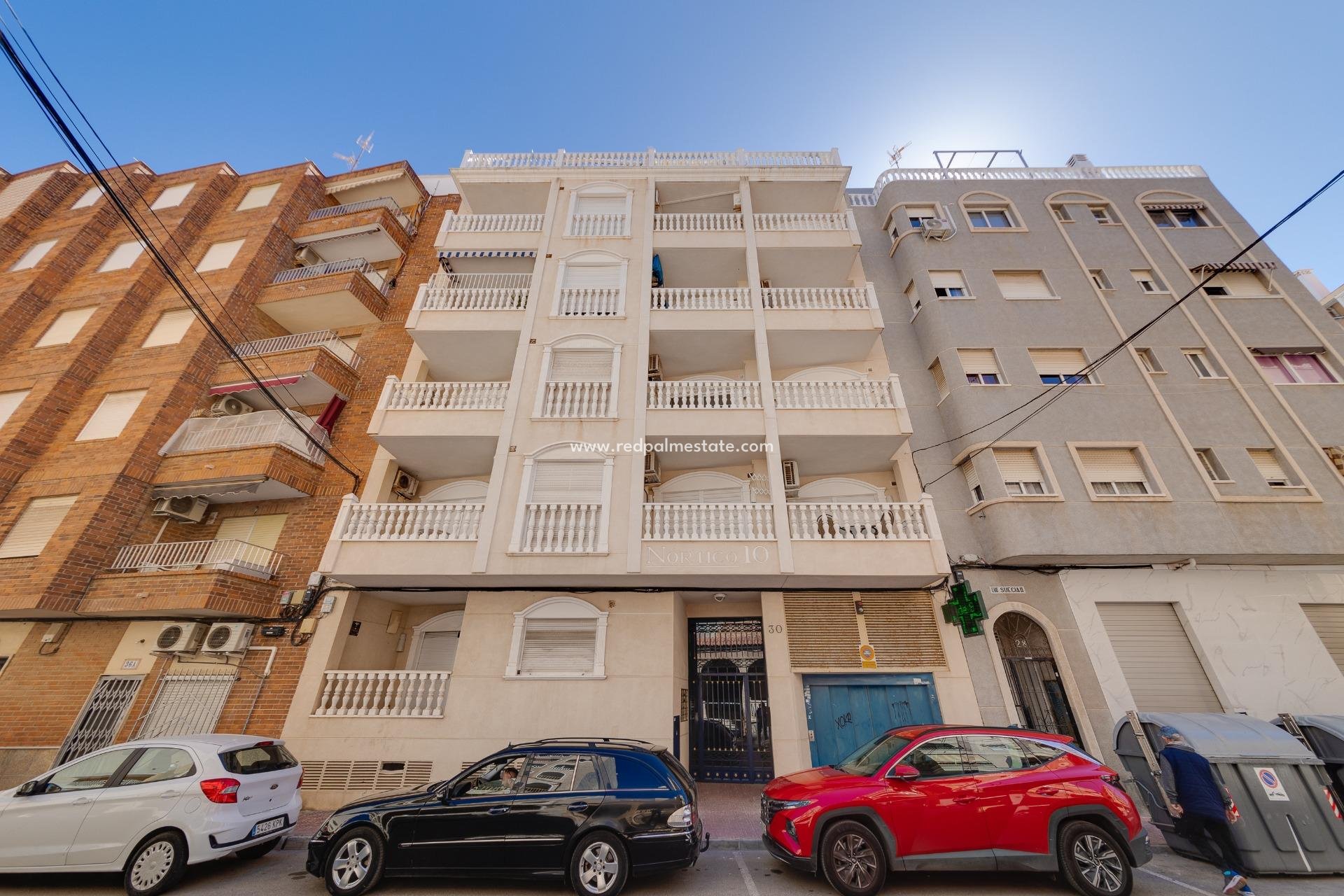 Herverkoop - duplex -
Torrevieja - Playa de los Locos