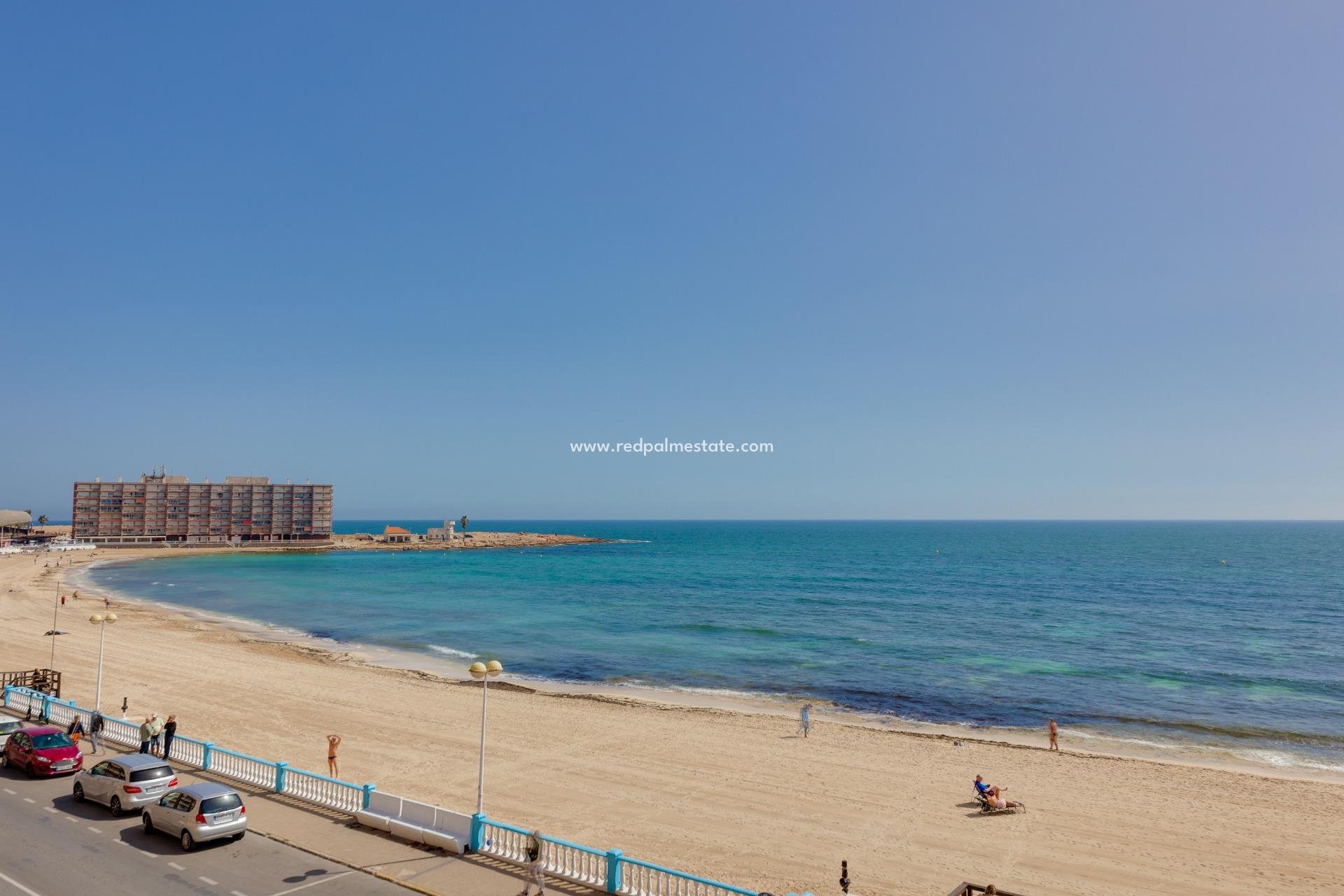 Herverkoop - duplex -
Torrevieja - Playa de los Locos