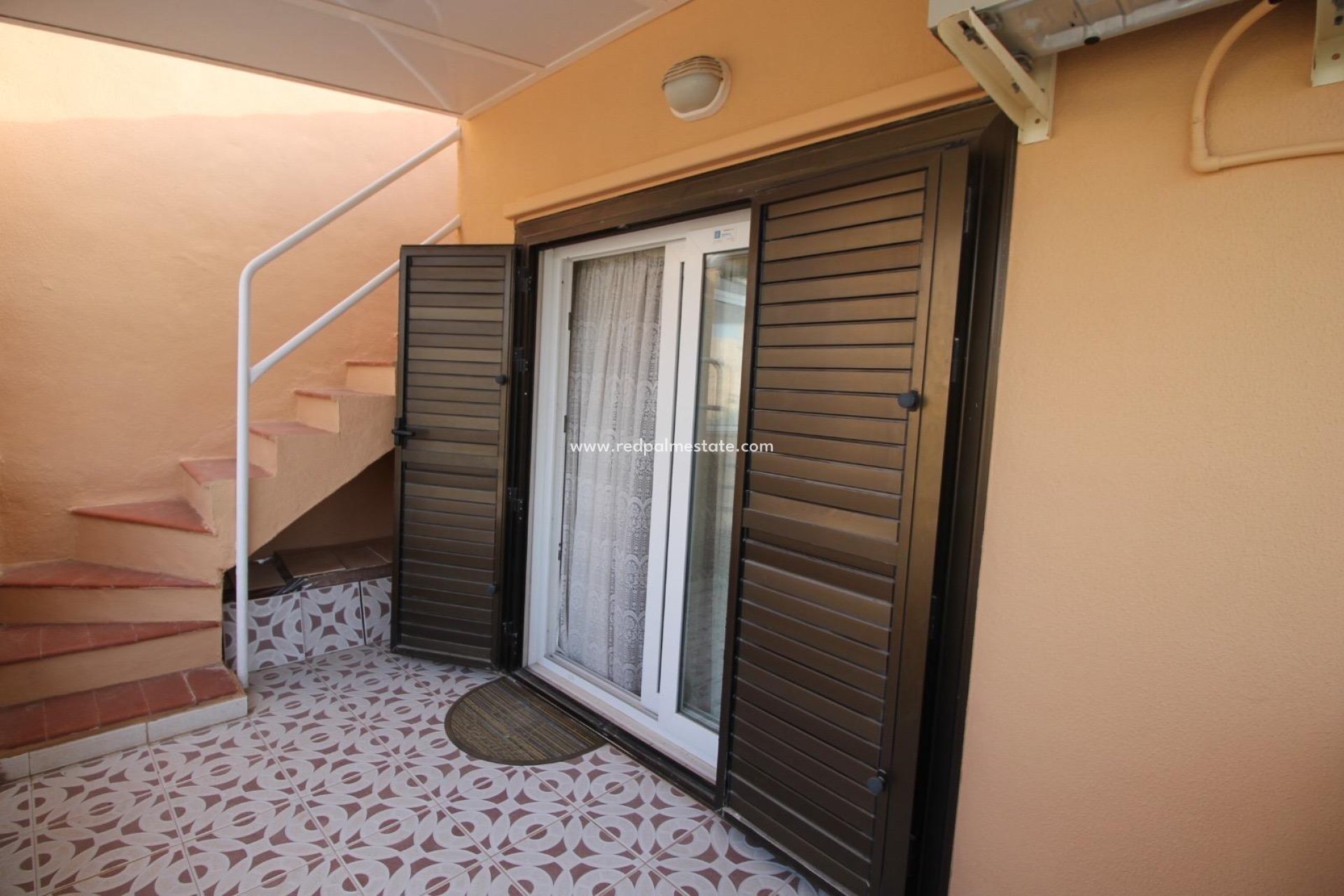 Herverkoop - duplex -
Torrevieja - Rosaleda-los frutales