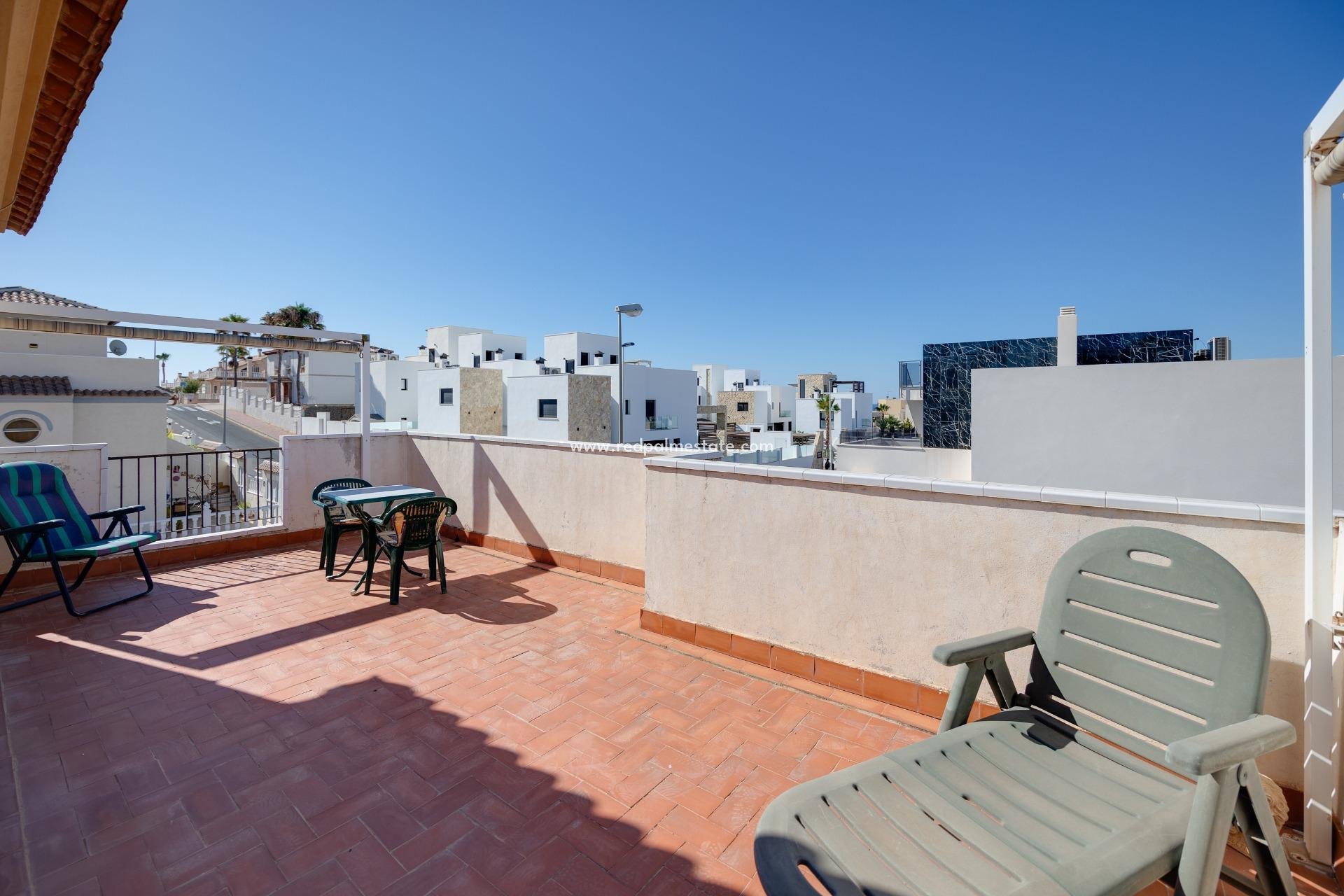 Herverkoop - duplex -
Torrevieja - Torre del moro