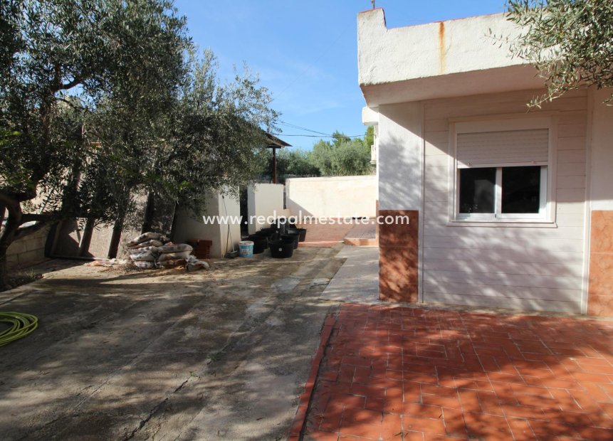Herverkoop - Finca / Landgoed -
Crevillente - P.catxapets