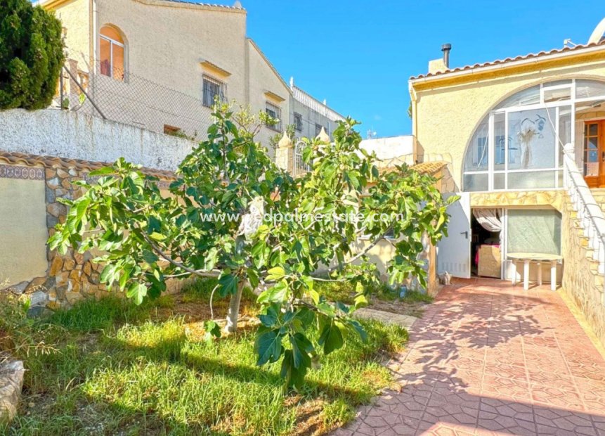 Herverkoop - Halfvrijstaande villa -
Torrevieja - Los Balcones - Los Altos del Edén