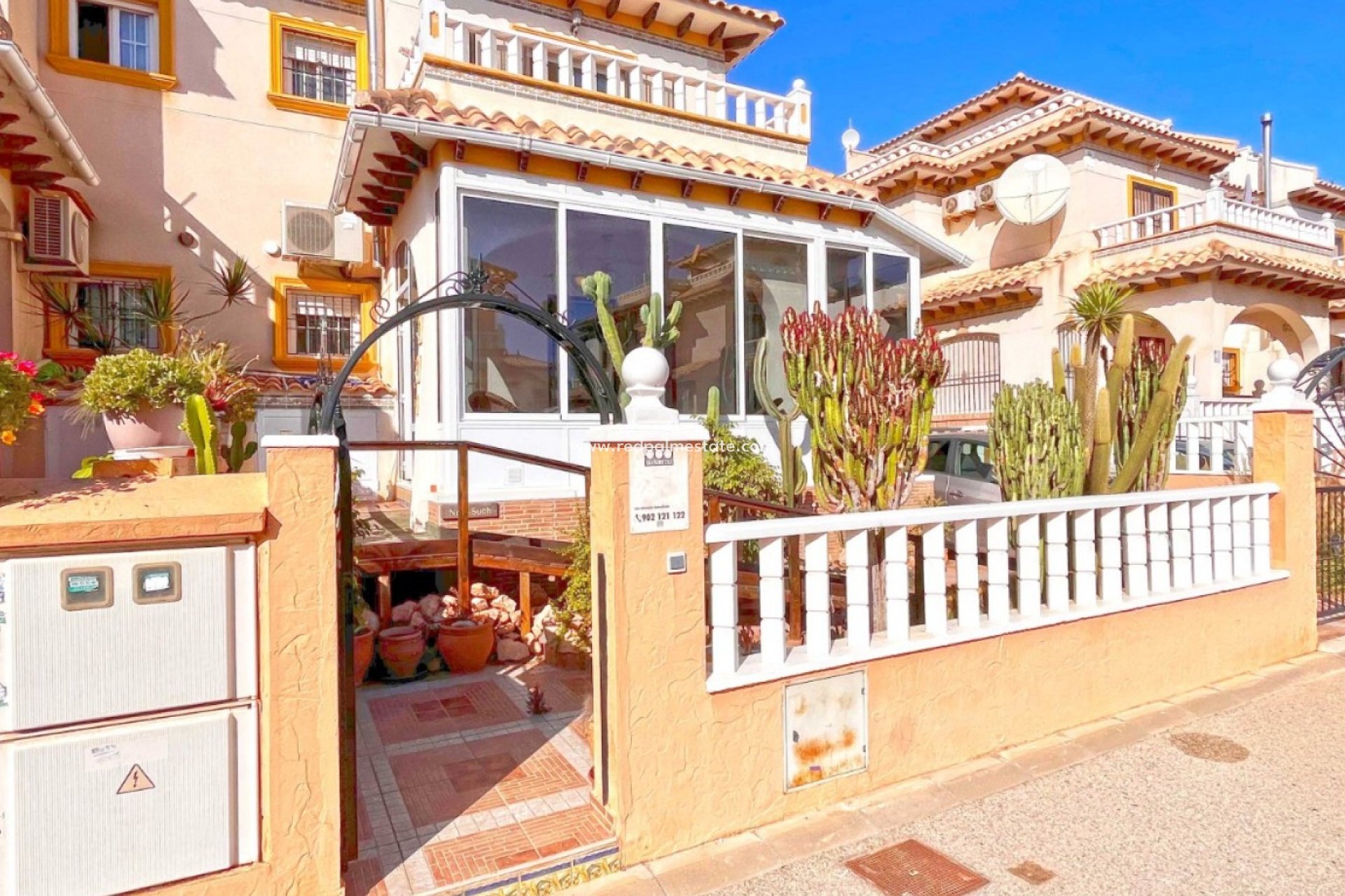 Herverkoop - Herenhuis -
Orihuela Costa - Lomas de Cabo Roig