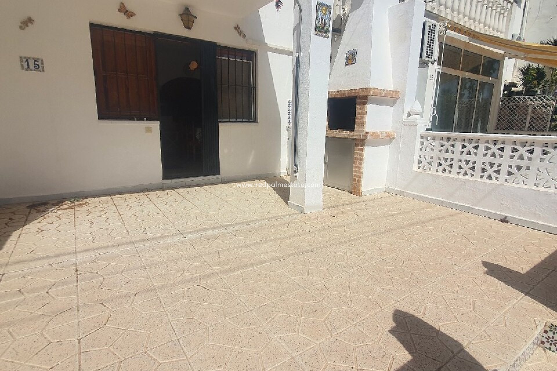 Herverkoop - Herenhuis -
Torrevieja - Los Balcones