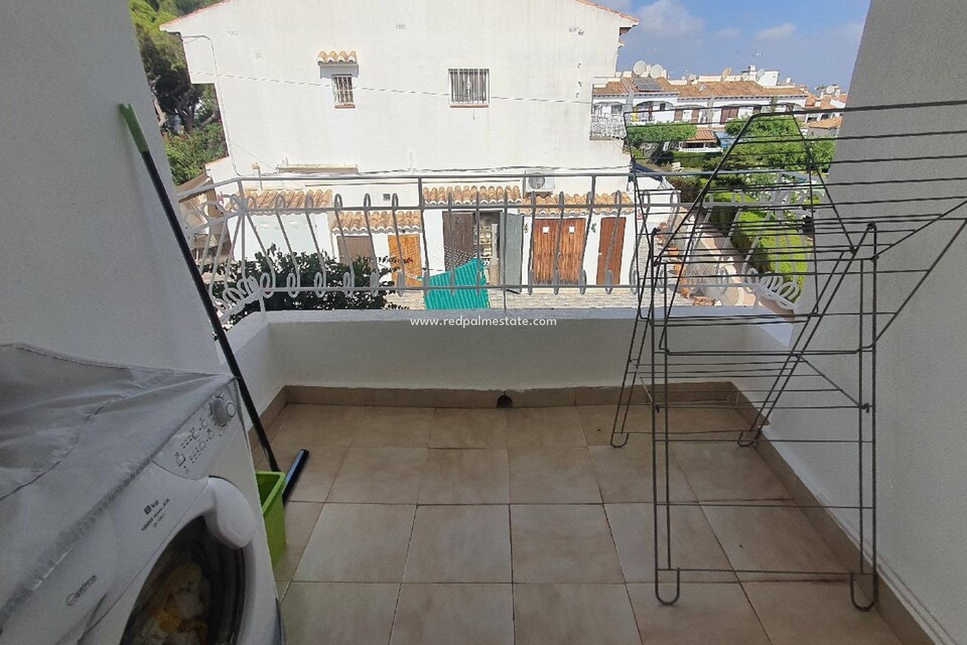 Herverkoop - Herenhuis -
Torrevieja - Los Balcones