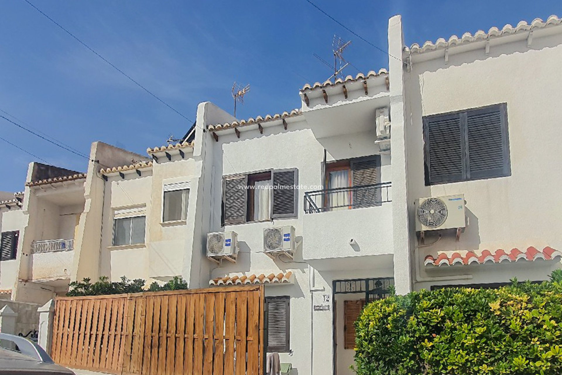 Herverkoop - Herenhuis -
Torrevieja - Los Balcones