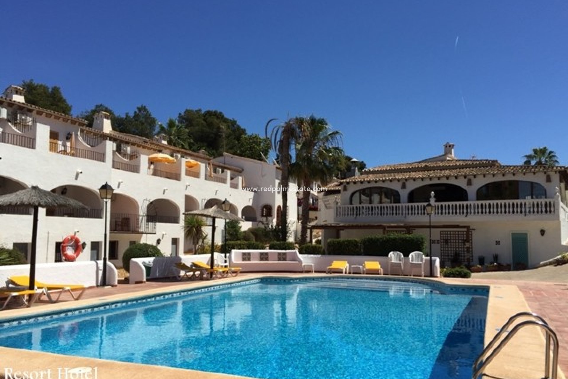 Herverkoop - Hotel -
Moraira