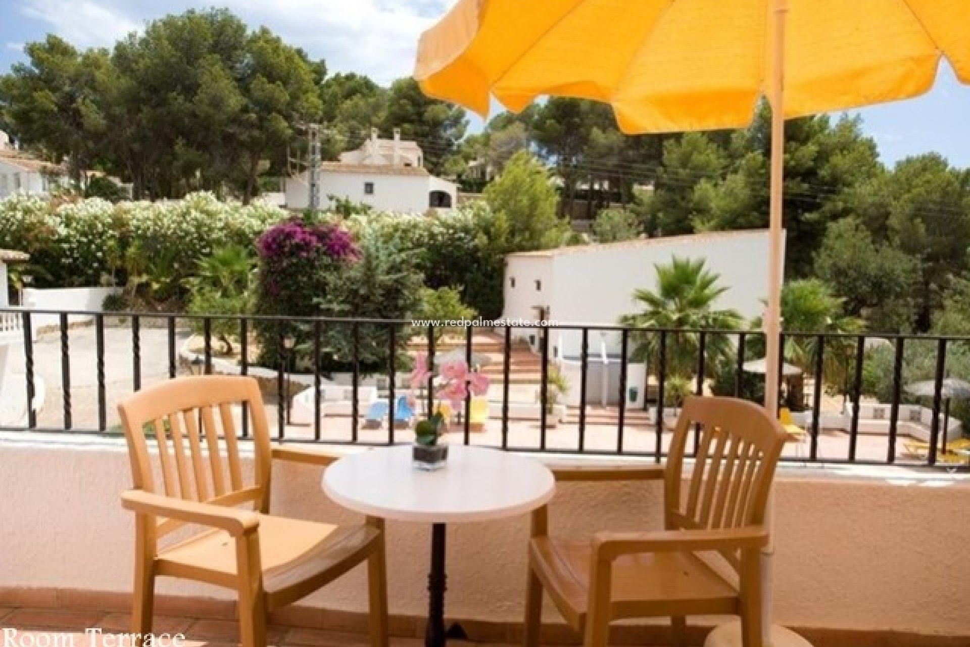 Herverkoop - Hotel -
Moraira