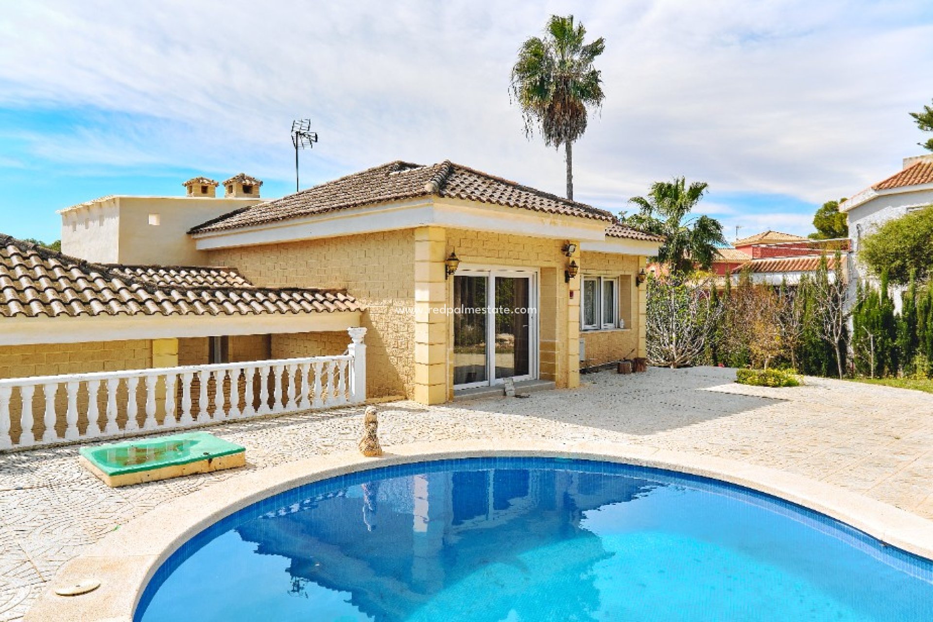 Herverkoop - Luxe villa -
Orihuela Costa - Dehesa de campoamor