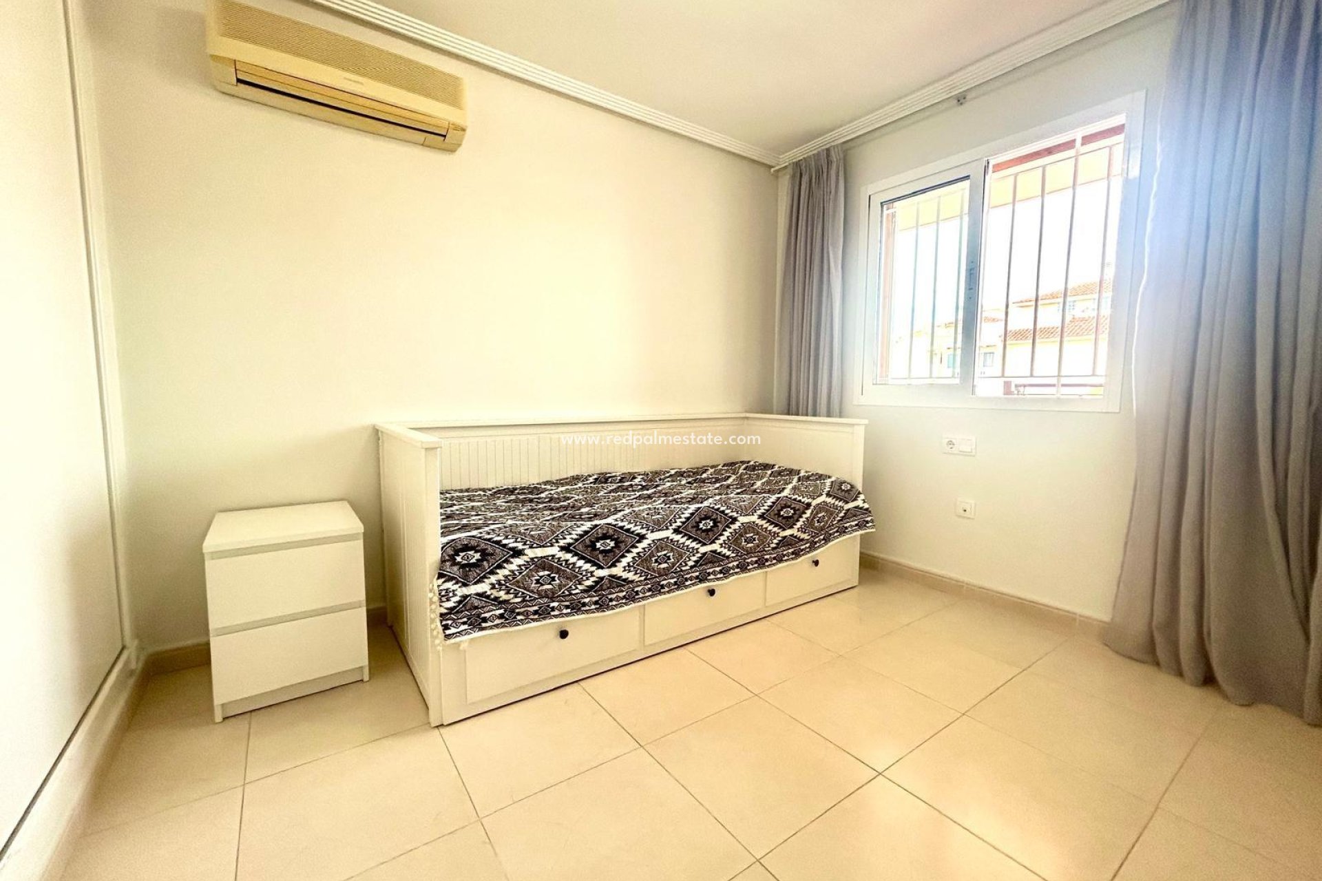 Herverkoop - Penthouse -
Orihuela Costa - La Zenia