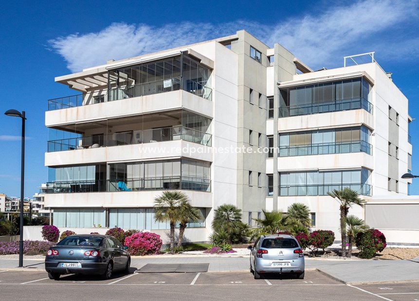 Herverkoop - Penthouse -
Orihuela Costa - Villamartín