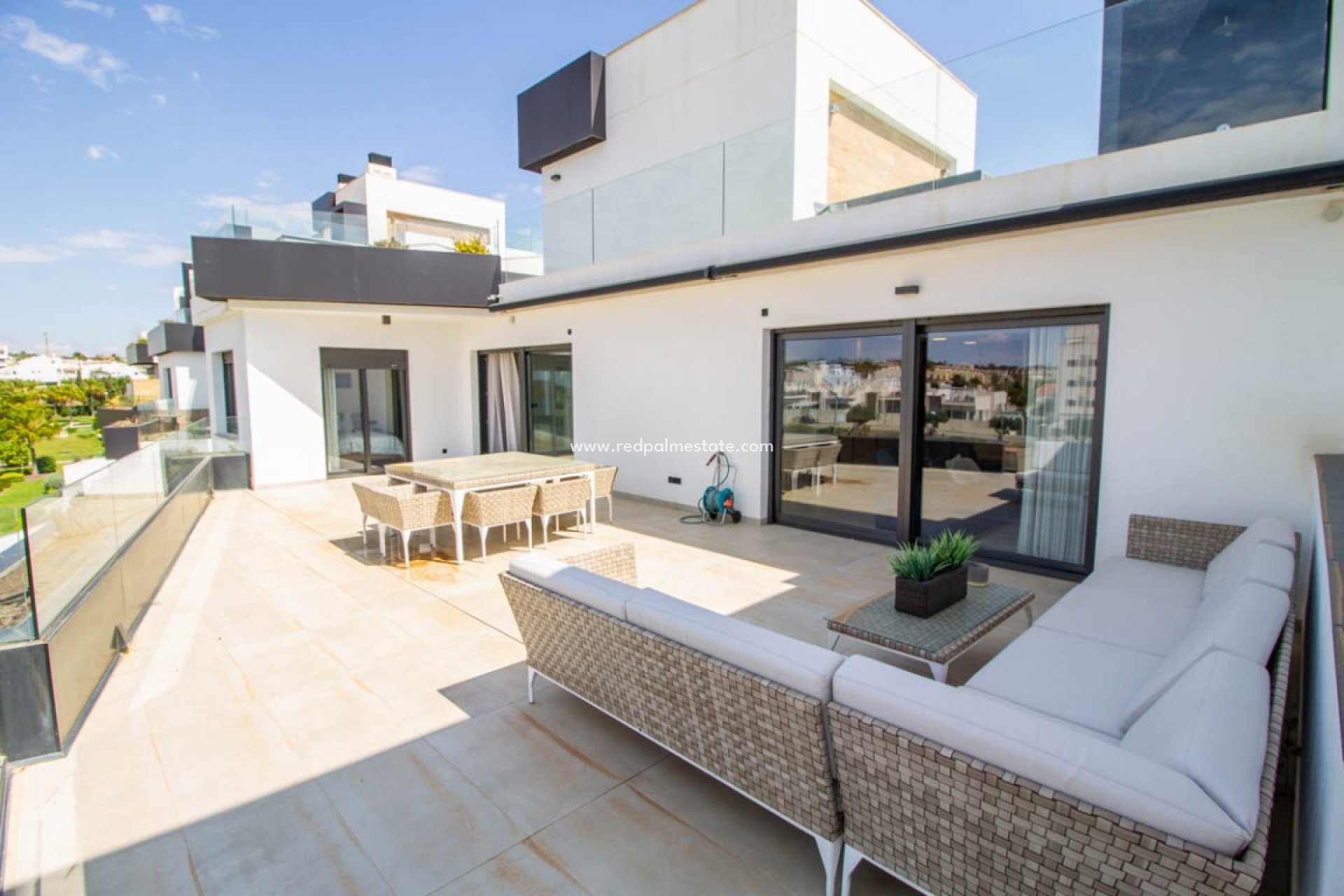 Herverkoop - Penthouse -
Orihuela Costa - Villamartín