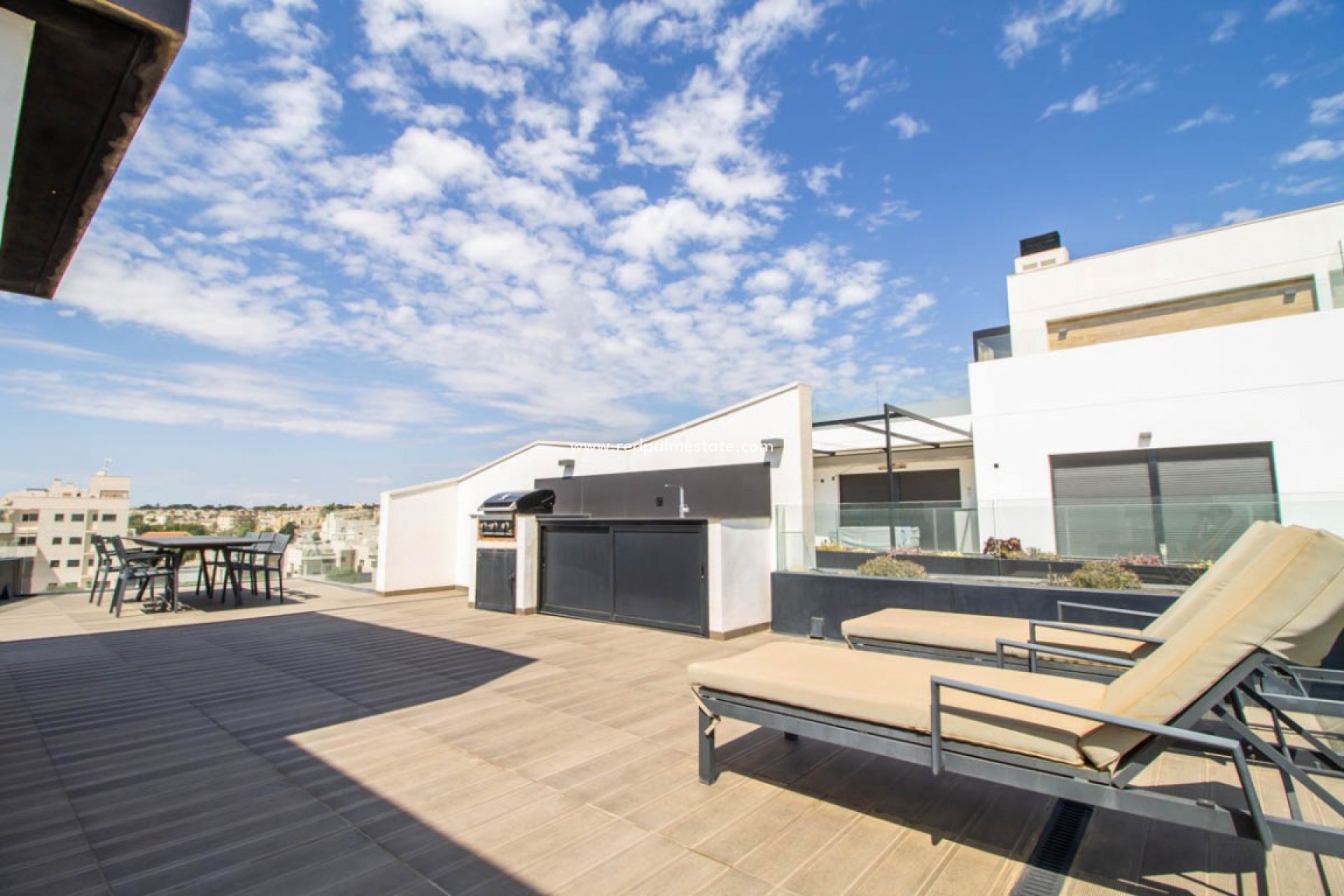 Herverkoop - Penthouse -
Orihuela Costa - Villamartin