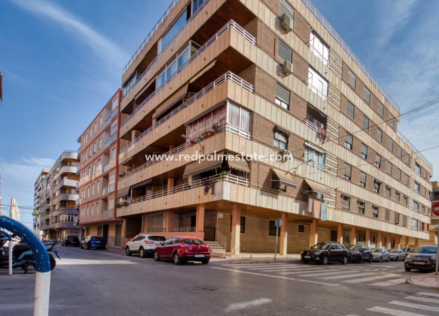 Herverkoop - Penthouse -
Torrevieja - Acequión