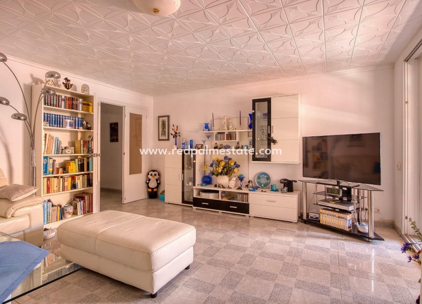 Herverkoop - Penthouse -
Torrevieja - Acequión