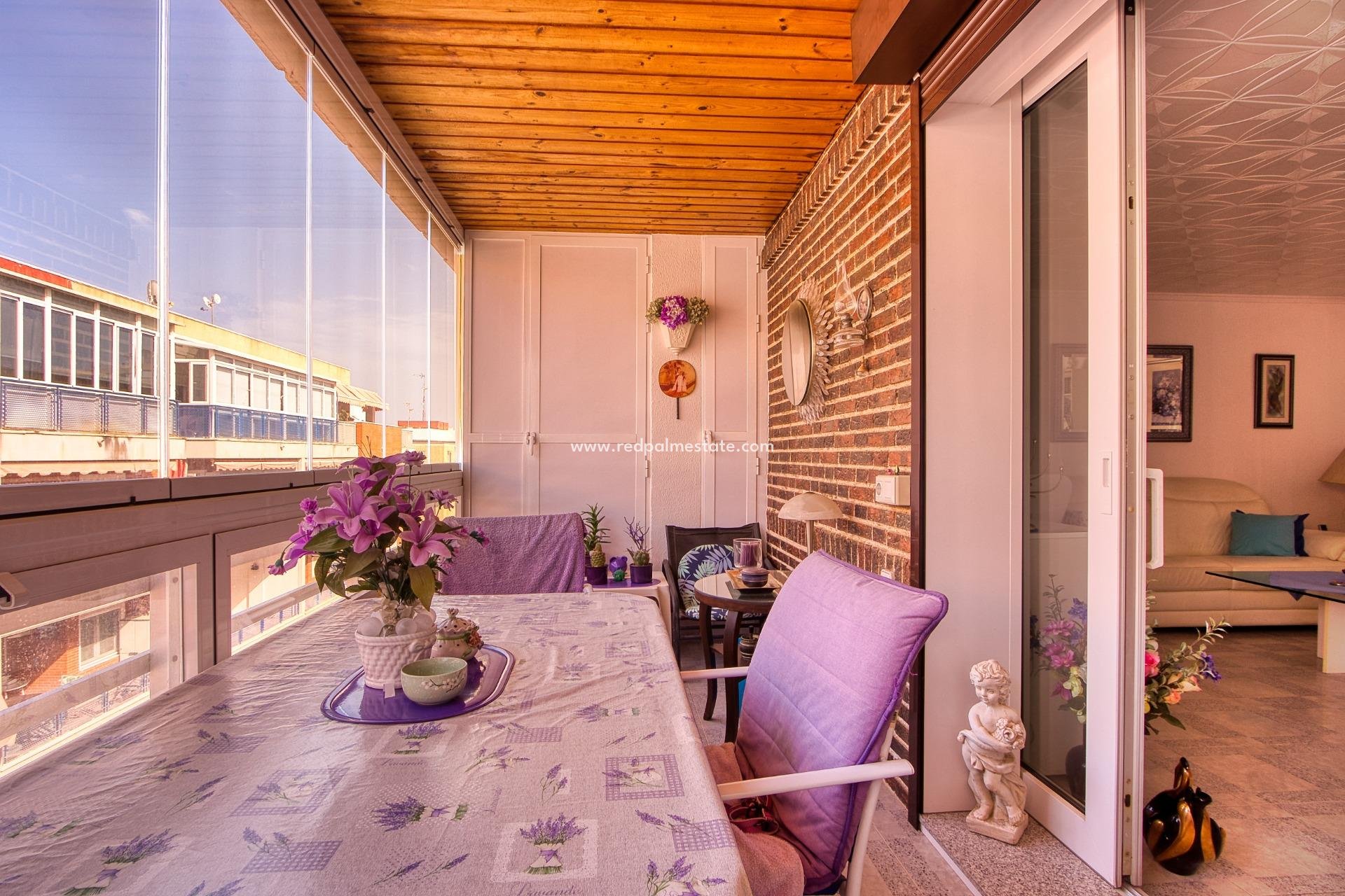 Herverkoop - Penthouse -
Torrevieja - Acequión