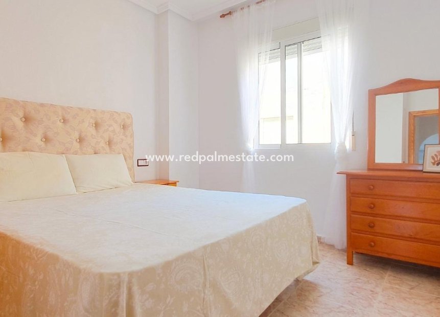 Herverkoop - Penthouse -
Torrevieja - Center