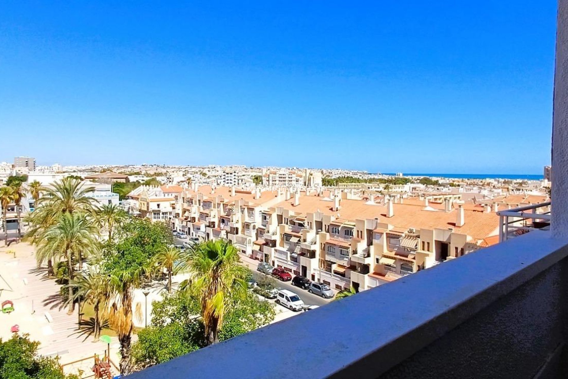 Herverkoop - Penthouse -
Torrevieja - Center