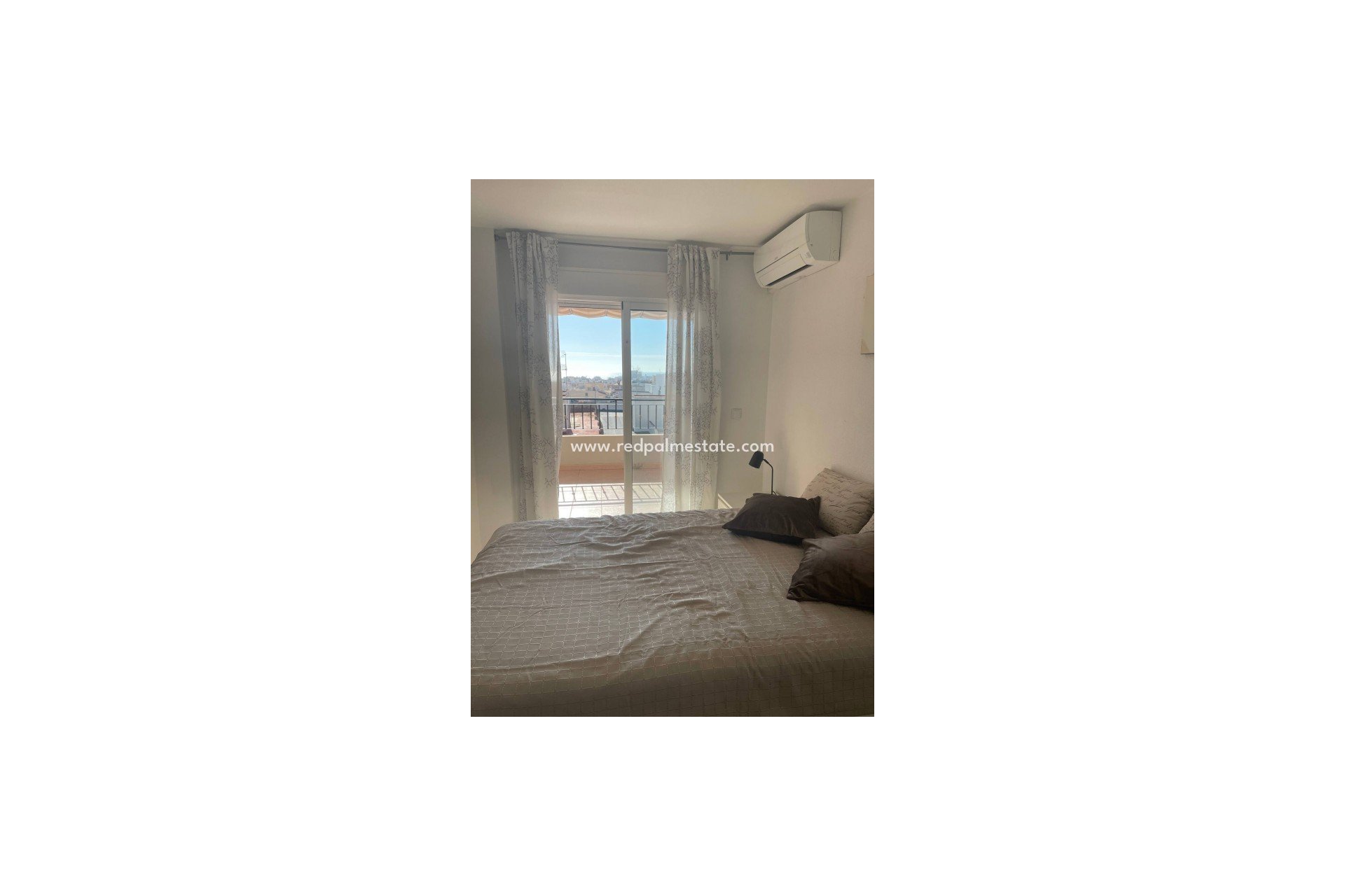 Herverkoop - Penthouse -
Torrevieja - La Mata