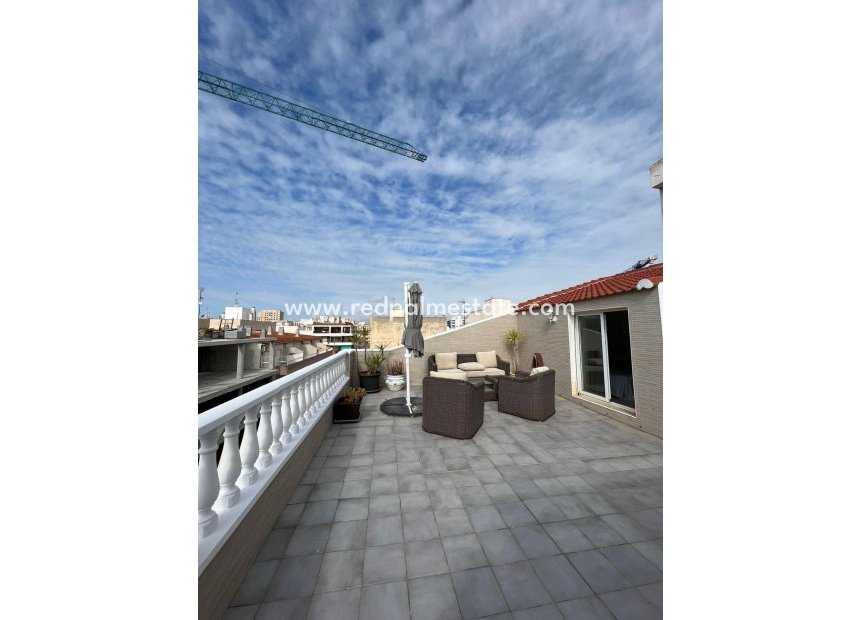 Herverkoop - Penthouse -
Torrevieja - Playa del Cura