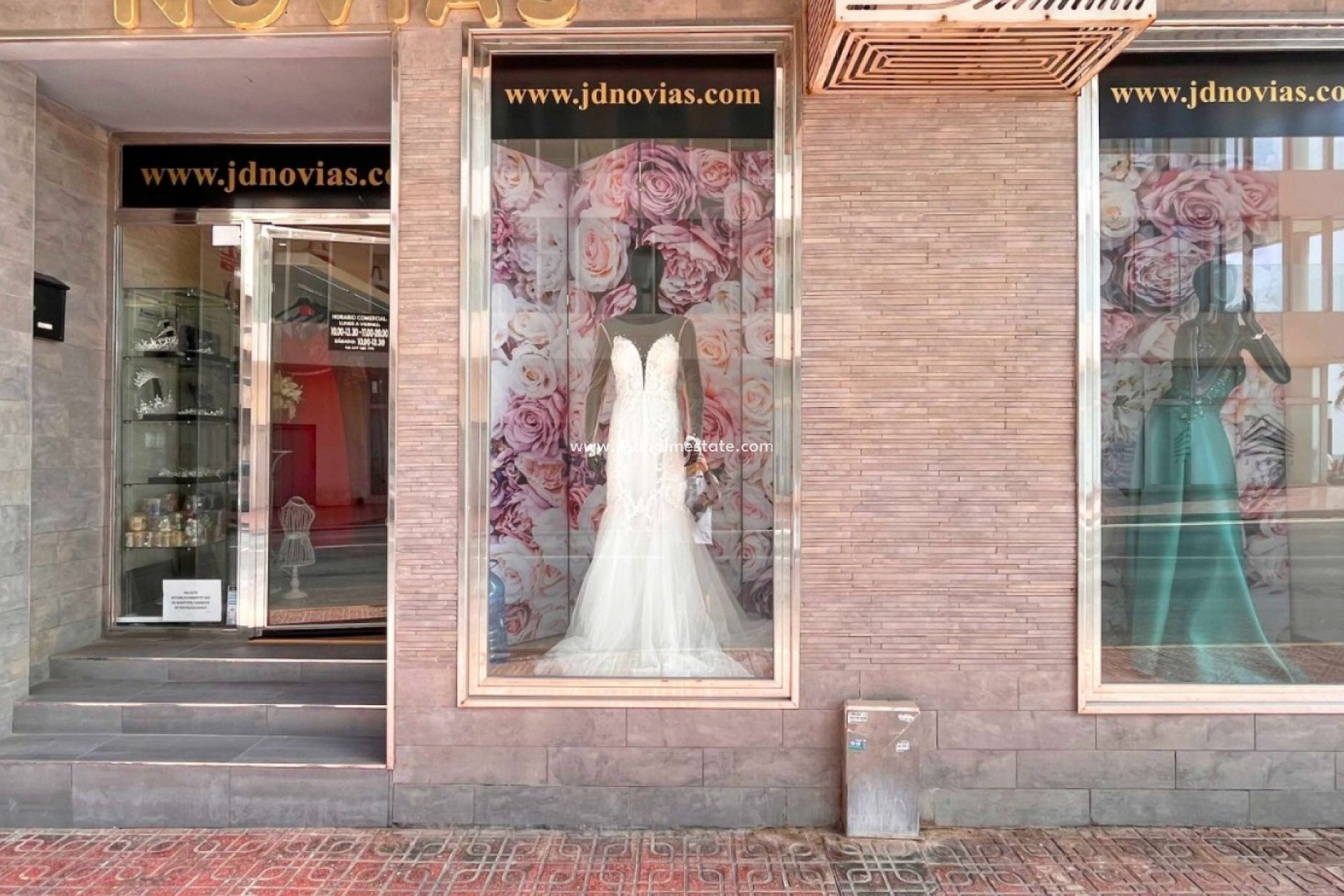 Herverkoop - Reclame -
Torrevieja - Playa del Cura