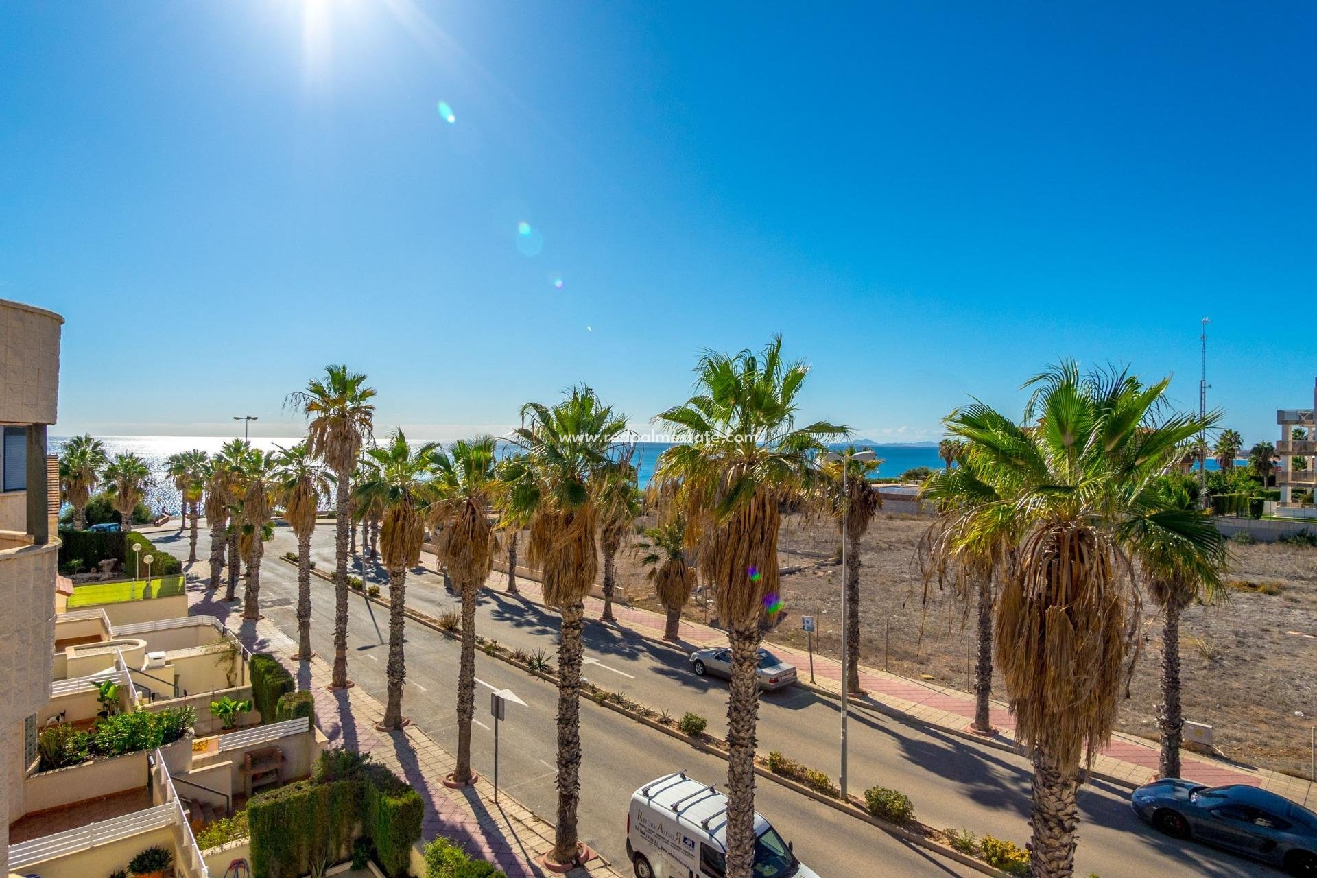 Herverkoop - Rijtjeshuis -
Orihuela Costa - Cabo Roig