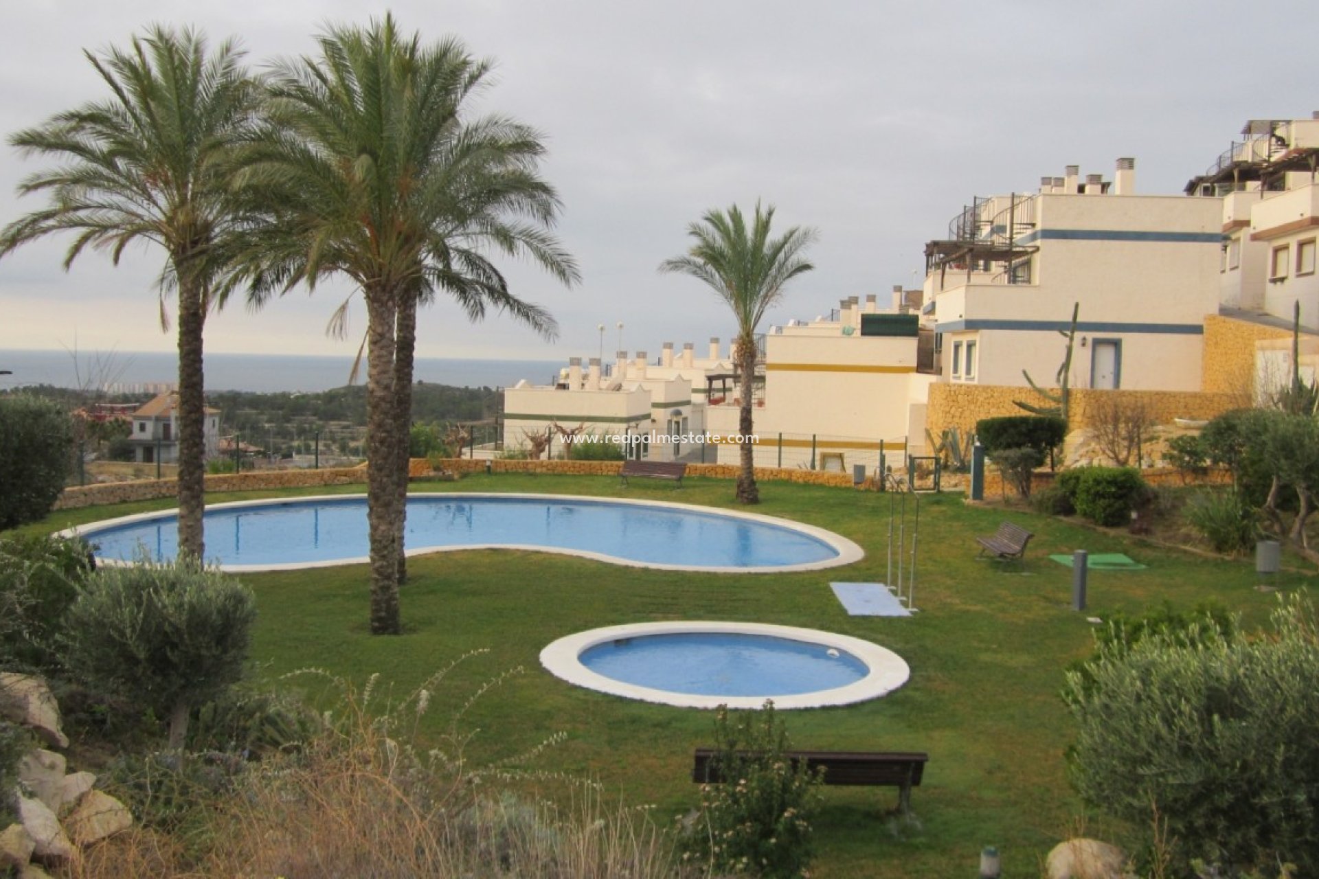 Herverkoop - Stadshuis -
Finestrat - Costa Blanca