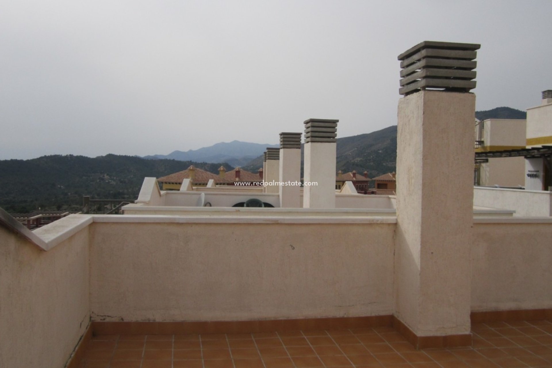 Herverkoop - Stadshuis -
Finestrat - Costa Blanca