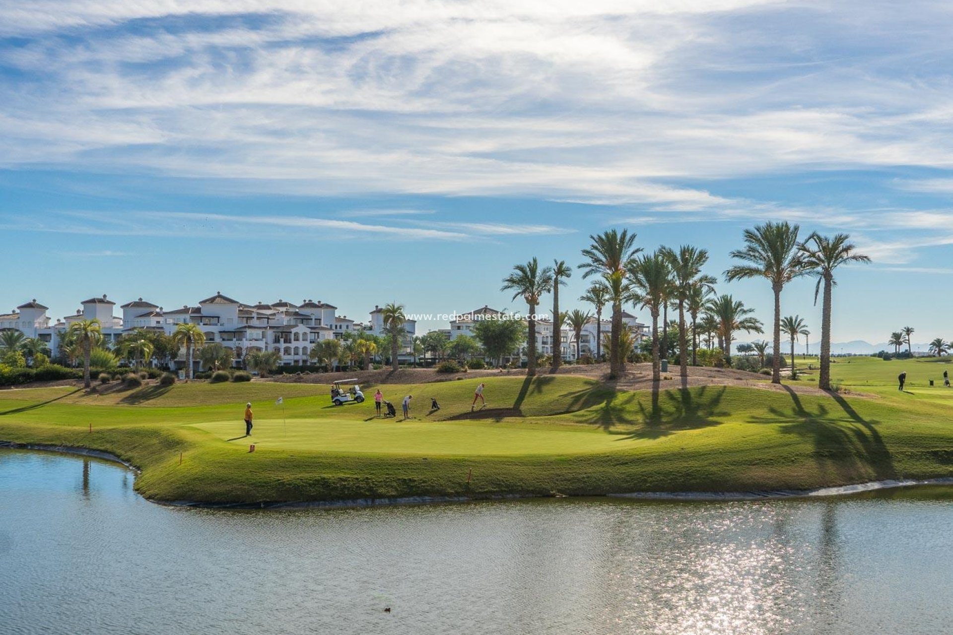 Herverkoop - Stadshuis -
La Torre Golf Resort - Inland