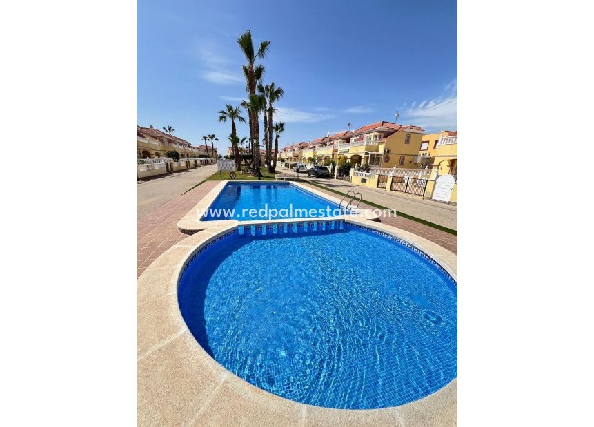 Herverkoop - Stadshuis -
Orihuela Costa - Cabo Roig